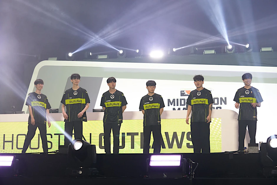 HANDOUT - Houston Outlaws hat mit Atlanta Reign den zuvor ungeschlagenen Tabellenführer der OWL bezwungen.  