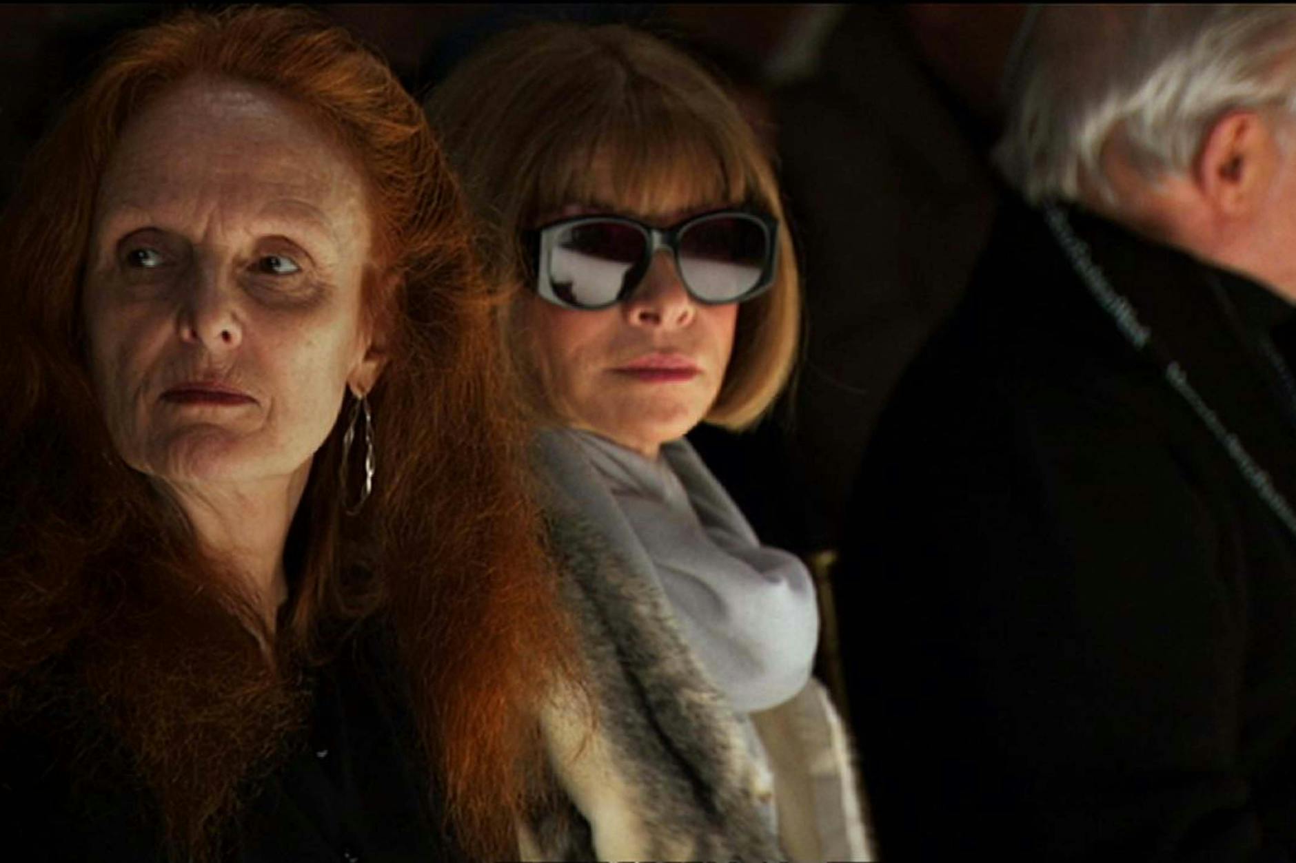 Szene aus der berühmten Mode-Doku „The September Issue“: links Grace Coddington, mittig Anna Wintour.