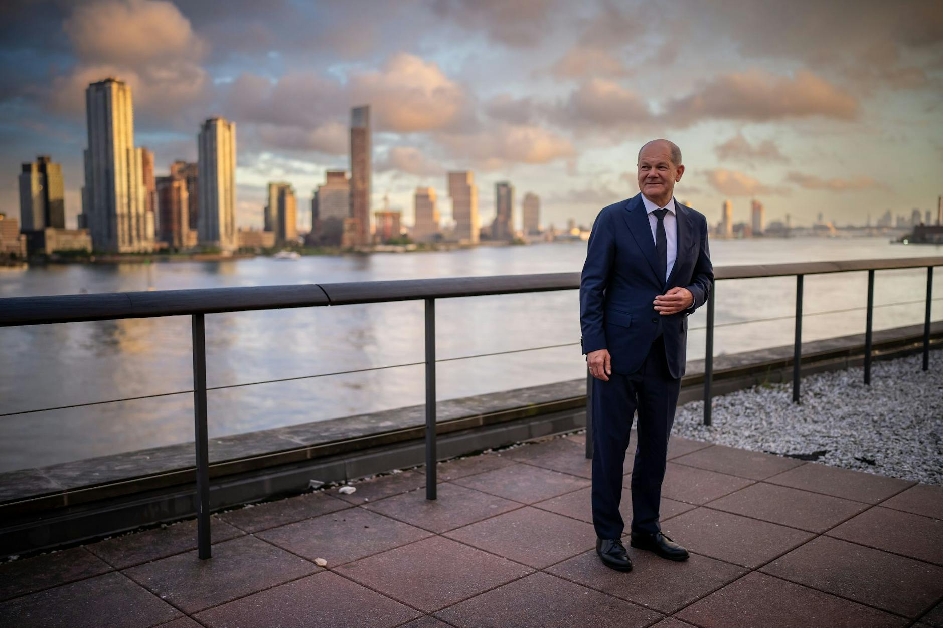 dpatopbilder - «2023 könnte ein entscheidender Moment in unserem Kampf gegen den Klimawandel werden»: Bundeskanzler Olaf Scholz.