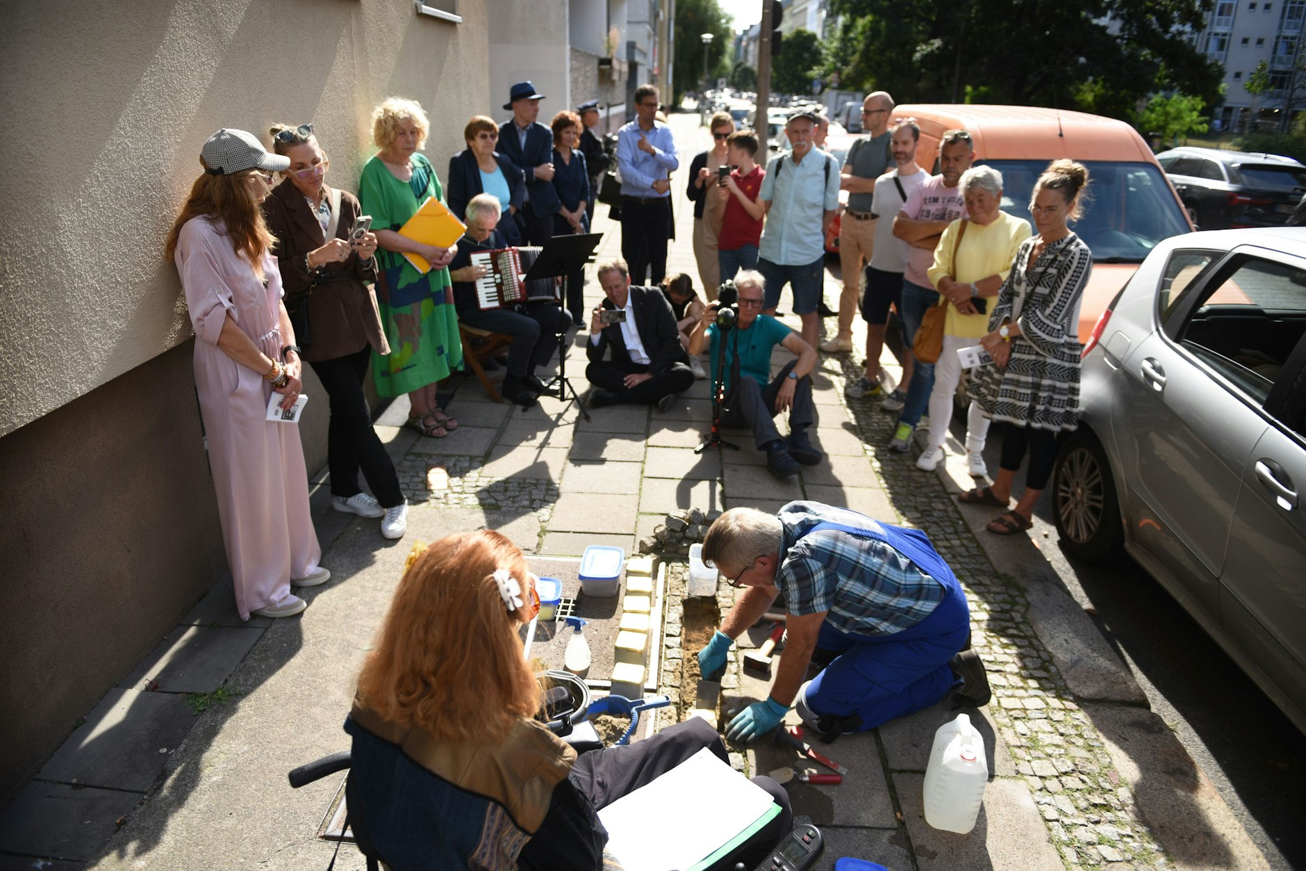 Stolpersteine für die Familie Weber in der Max-Beer-Straße.