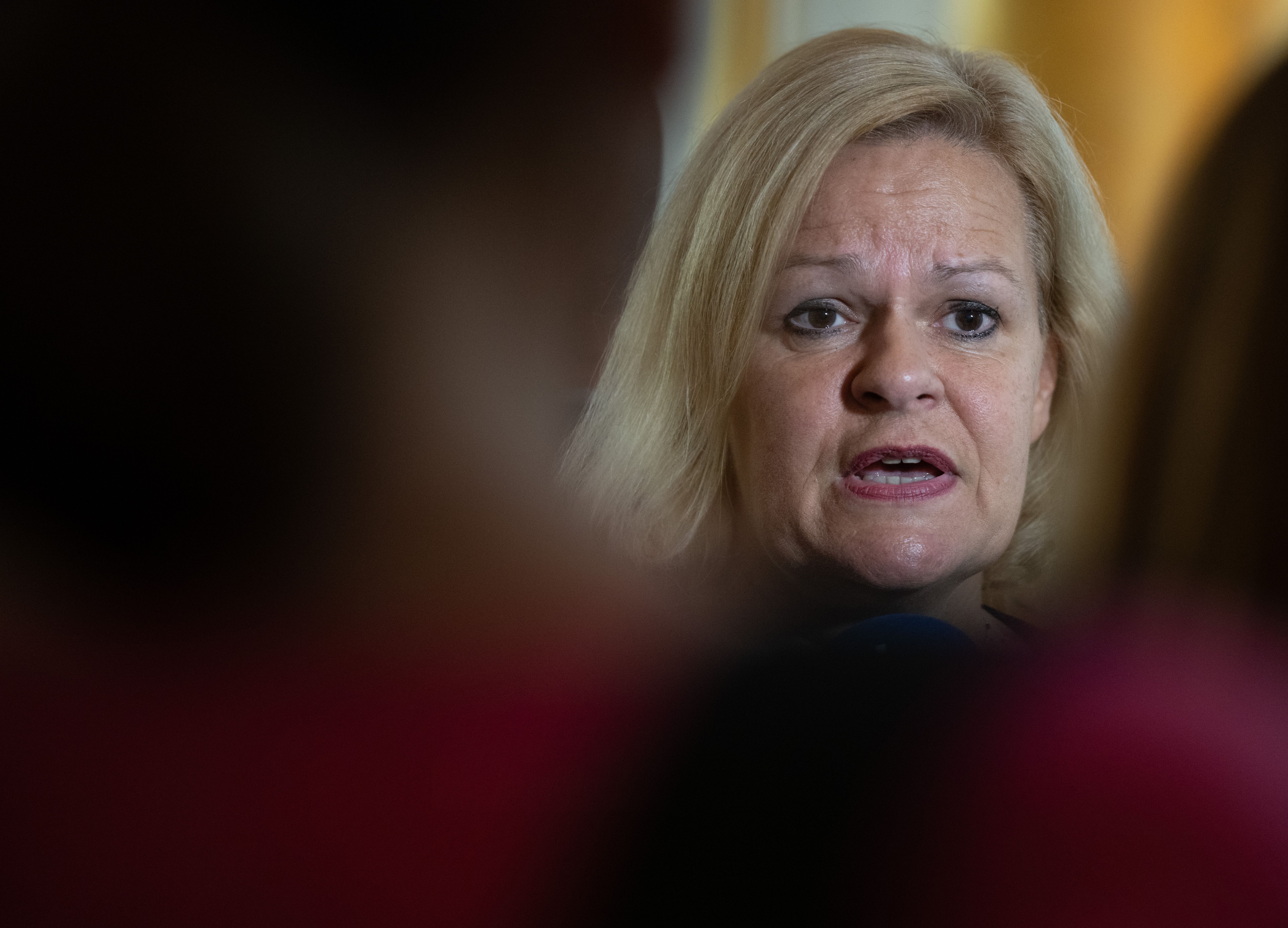 Nancy Faeser: Eine Ministerin unter Druck
