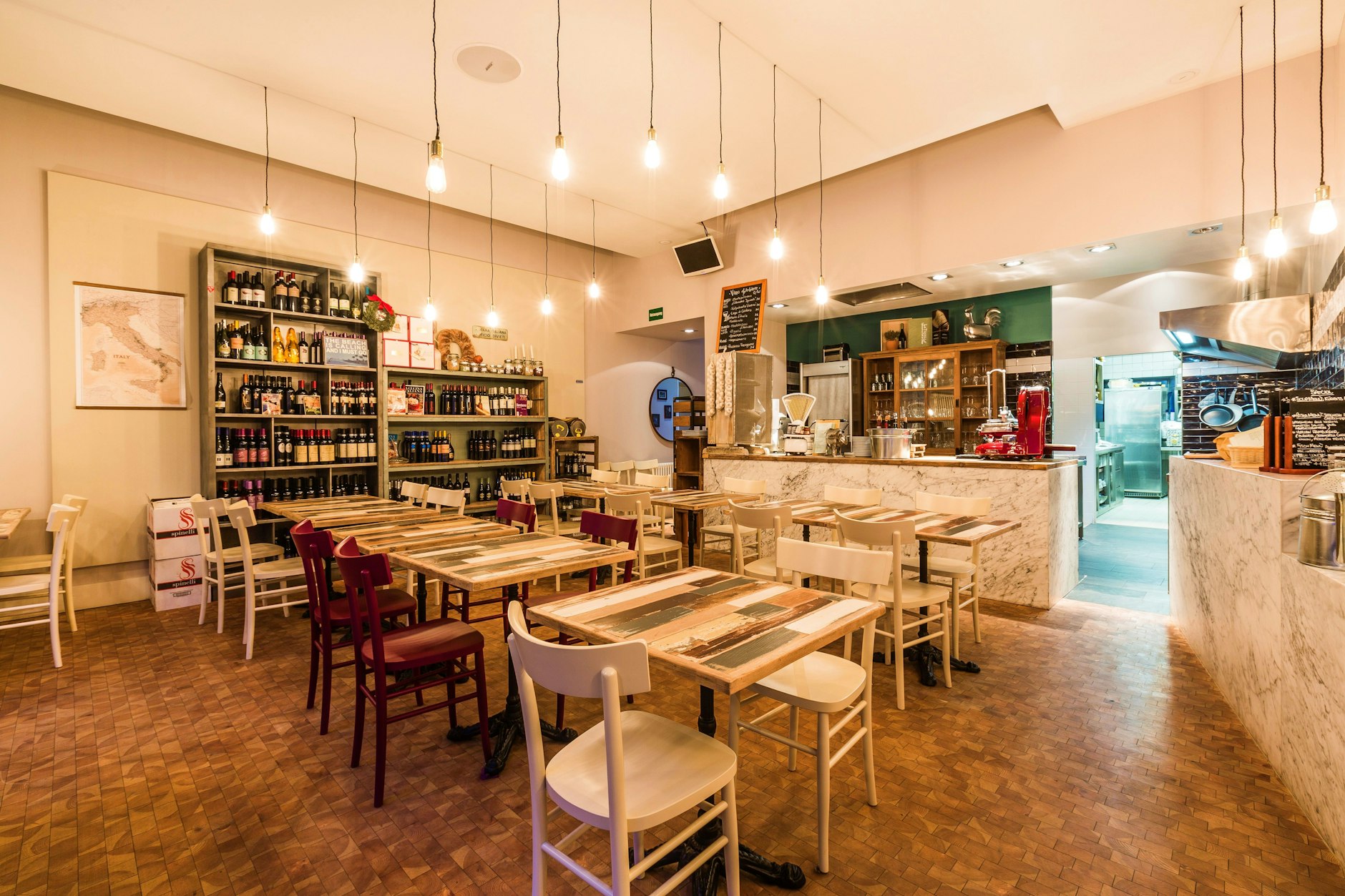 Unaufgeregtes Interieur, leider auch wenig Überraschung bei den Speisen: das Vino &amp; Basilico