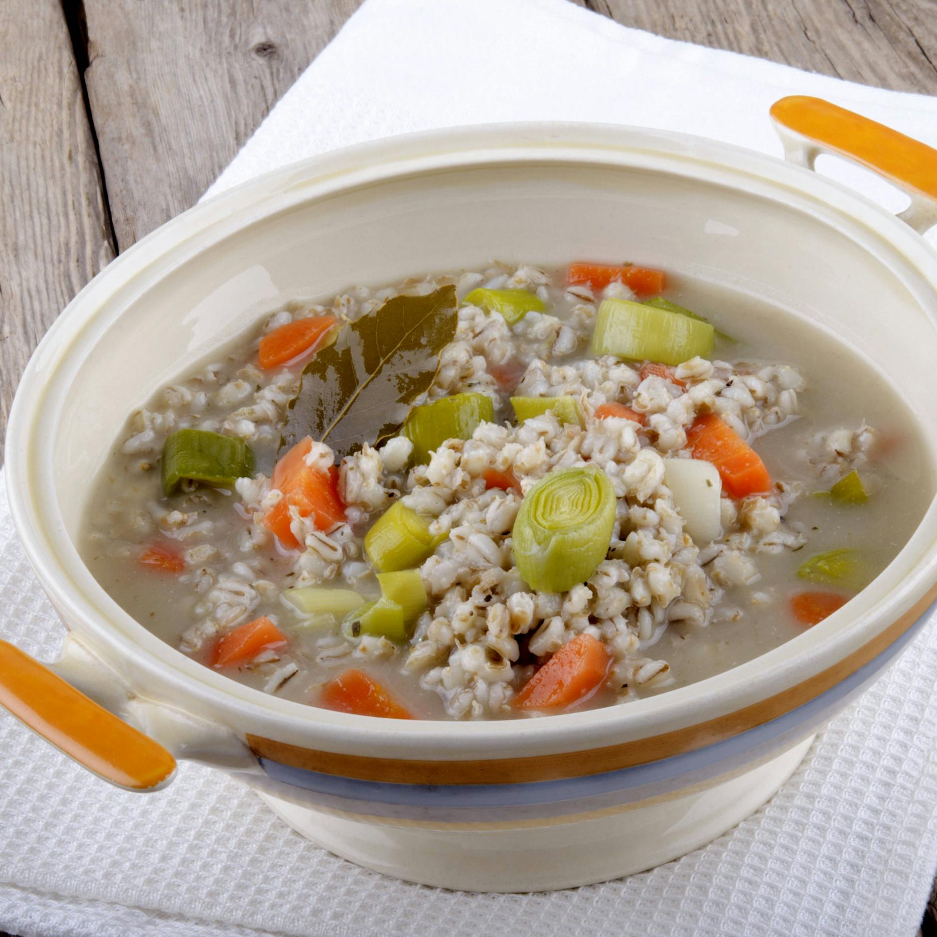 DDR-Rezept für Graupeneintopf: Einfach und lecker wie bei Oma!