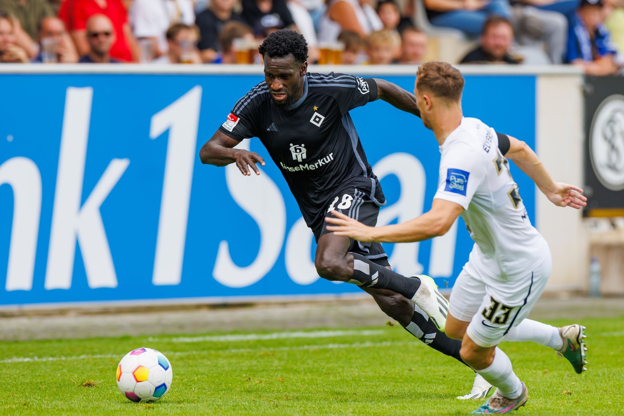 Aufsteiger Elversberg Stößt HSV Von Der Zweitliga-Spitze