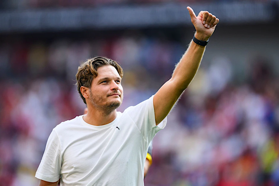 Lobte Mats Hummels nach dessen Doppelpack: Dortmunds Trainer Edin Terzic.  