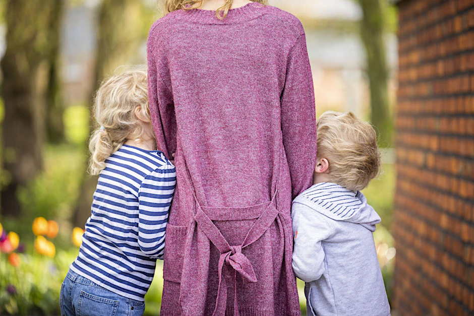 Eine alleinerziehende Mutter mit ihren Kindern.&nbsp;