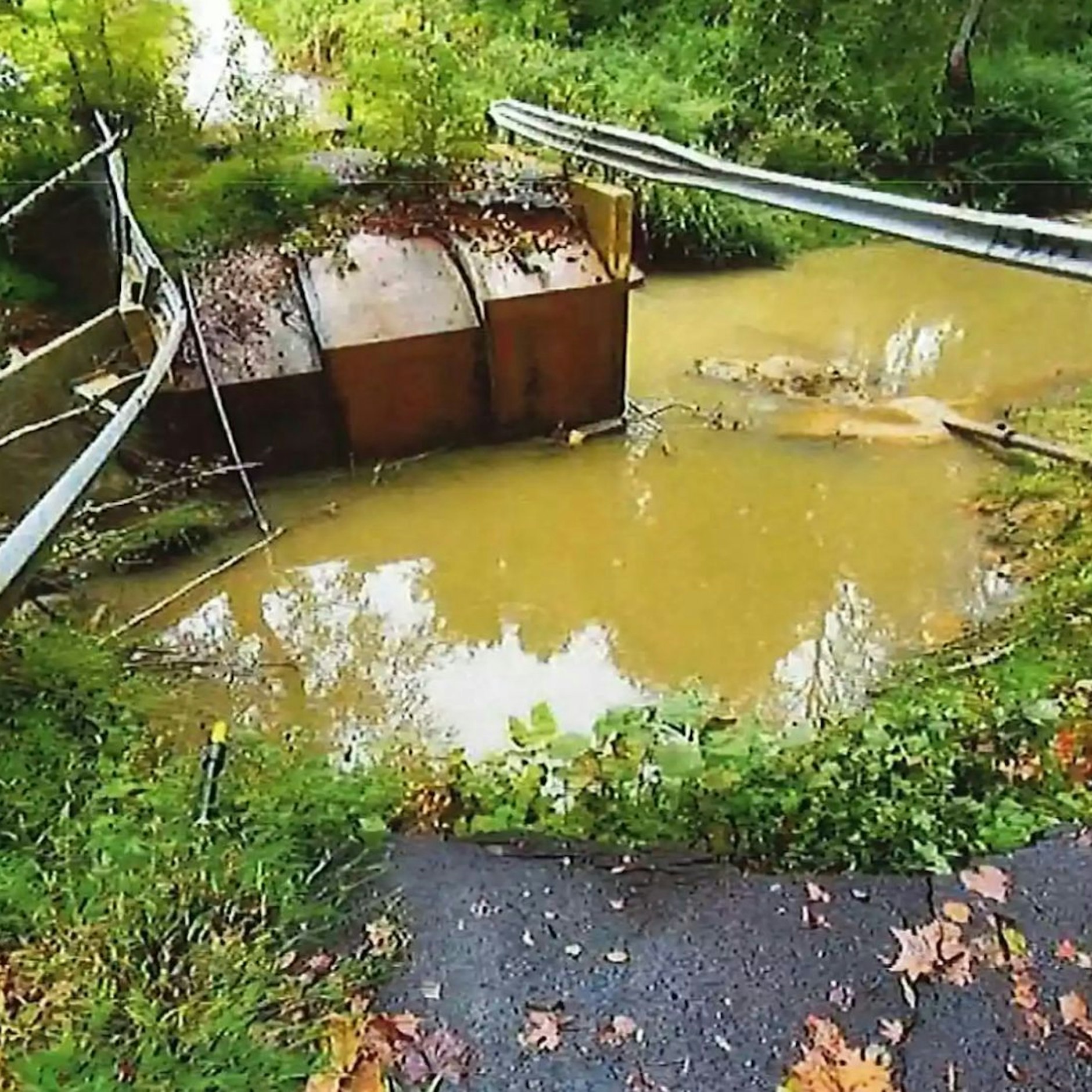 Die besagte Brücke war bereits 2013, vor zehn Jahren, eingestürzt.