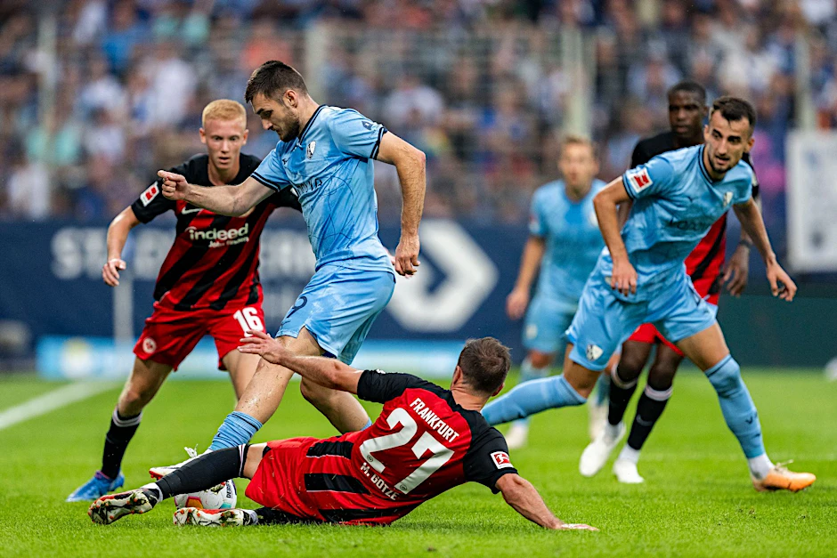 Der VfL Bochum und Eintracht Frankfurt teilten sich am Abend die Punkte.  