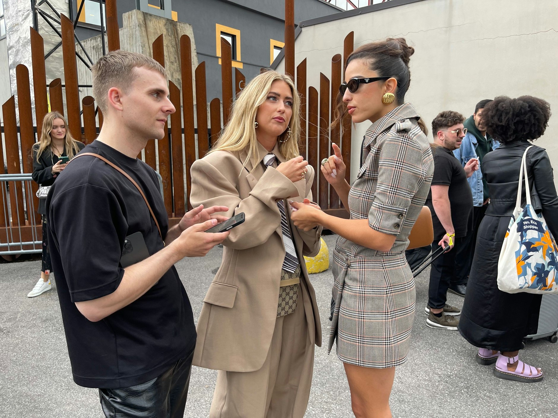 Ein Pläuschchen nach der Show ist nur drin, wenn man nicht gleich weiter muss.