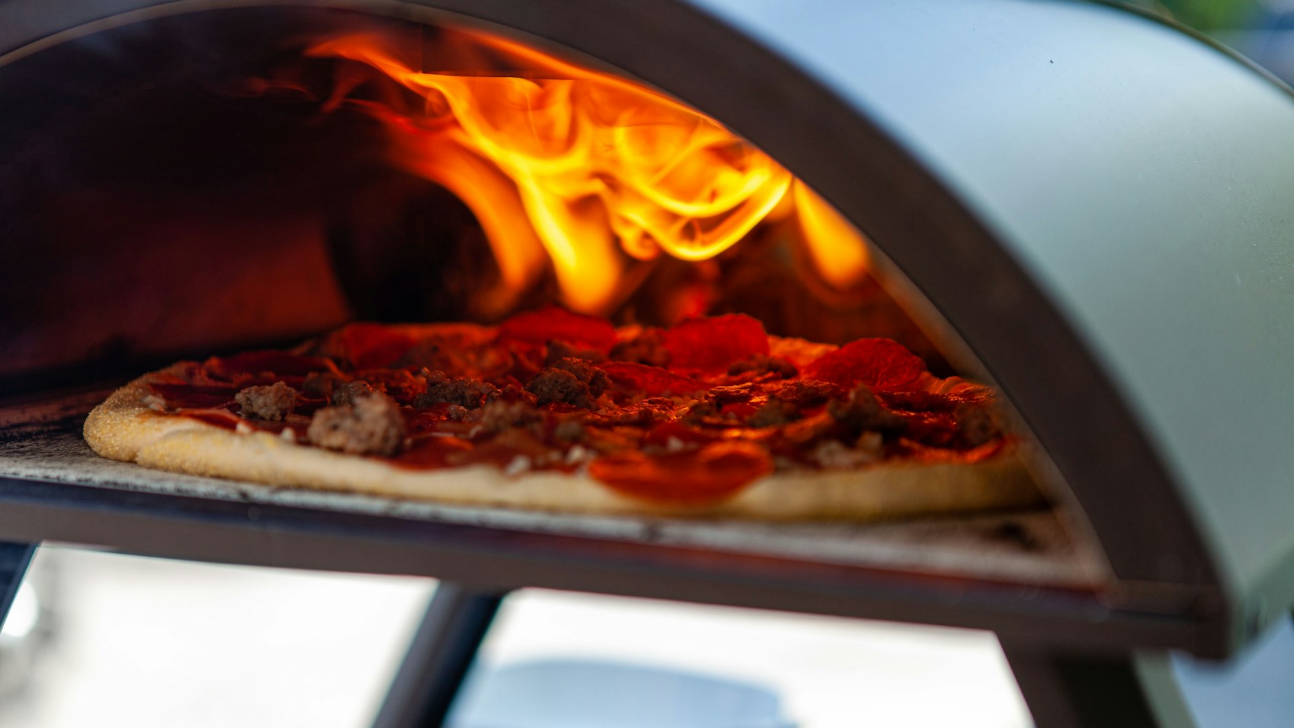 Bei den Lafers gibt’s am Mittwoch frische Pizza aus dem Pizzaofen.