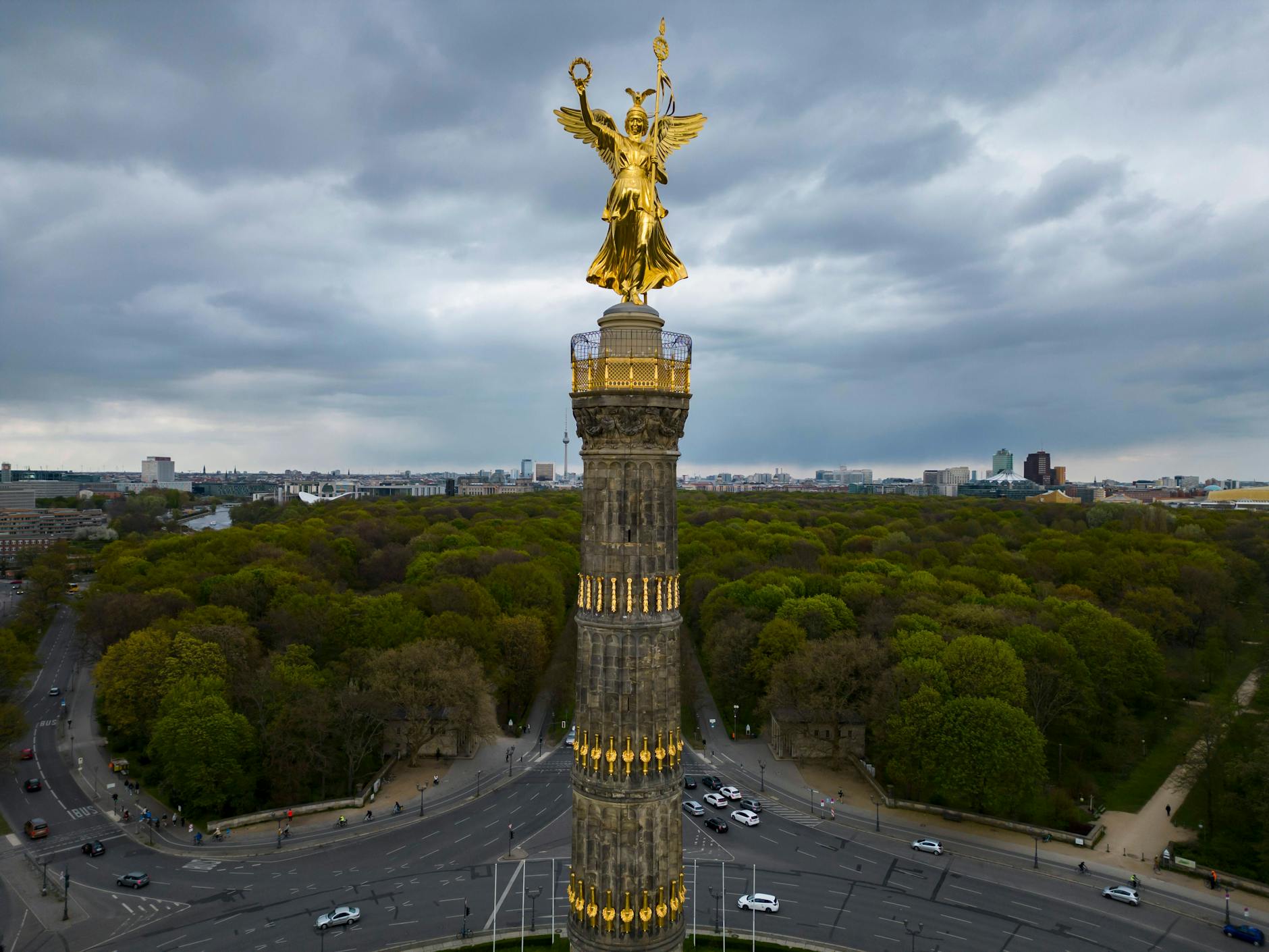 Die Siegessäule im Tiergarten