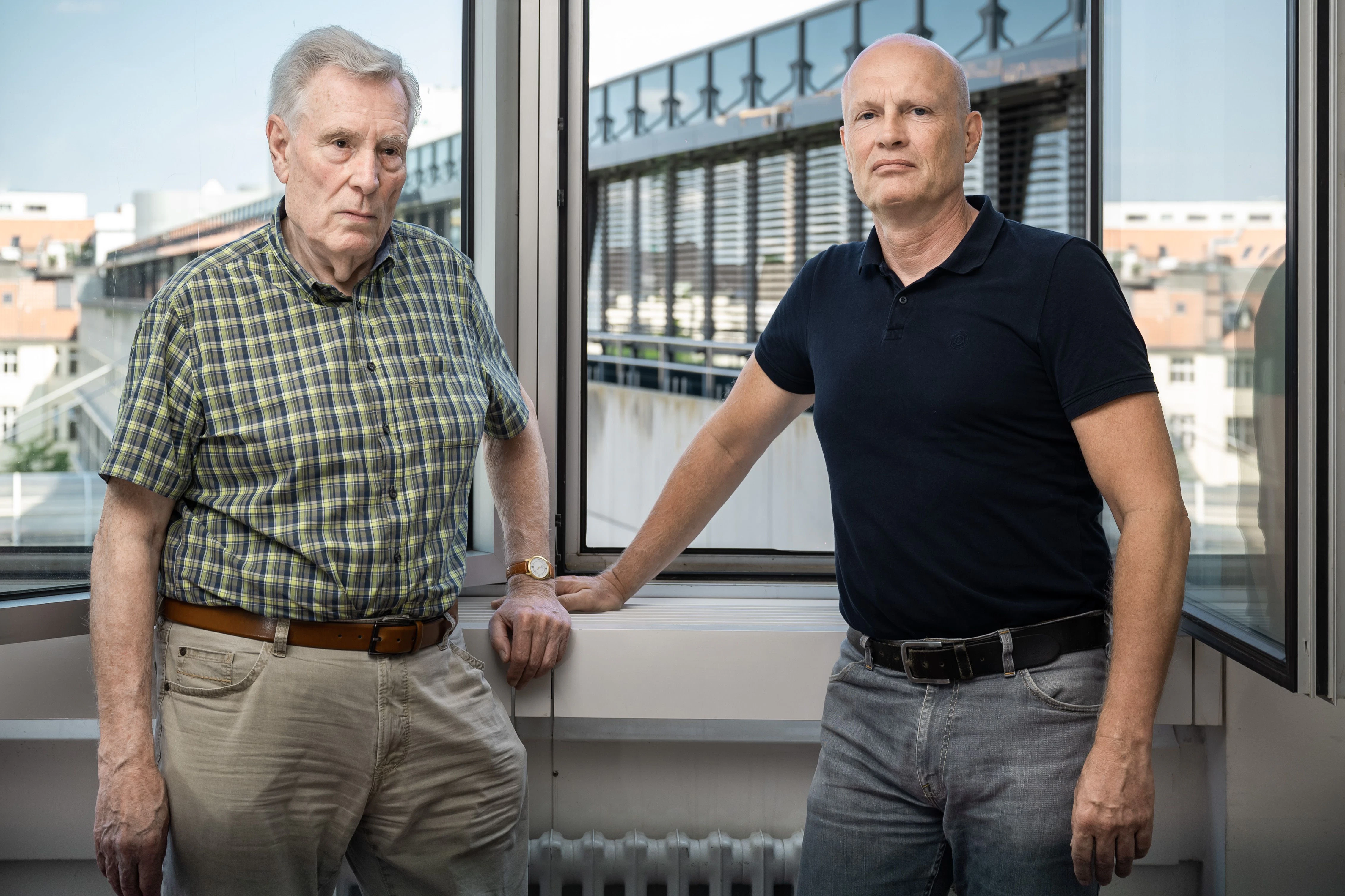 Klaus Borowy (l.) und Sebastian Laudan waren 1993 Kriminalhauptkommissare bei der 1. Mordkommission.