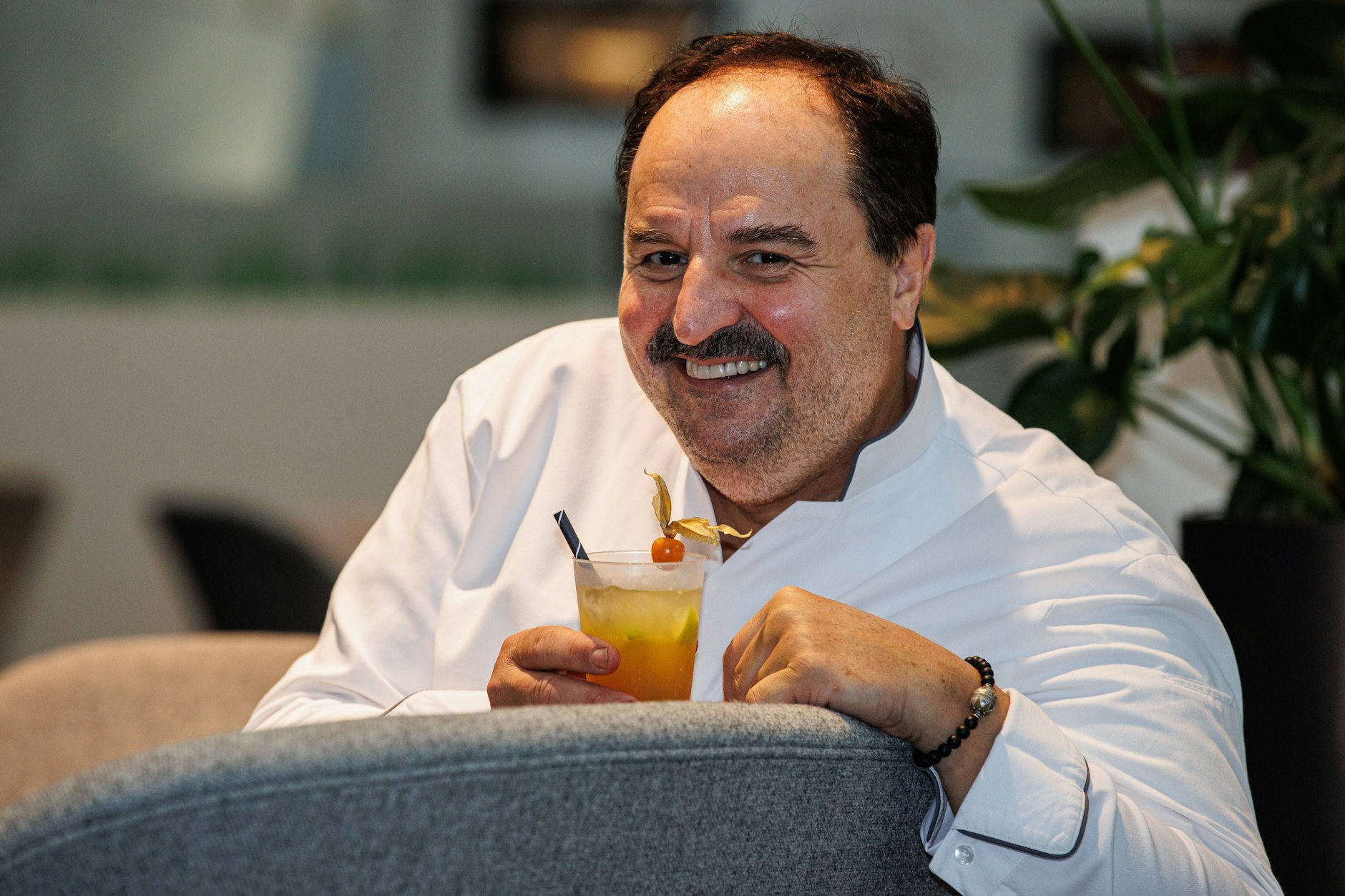 TV-Koch Johann Lafer hat viel zu feiern.