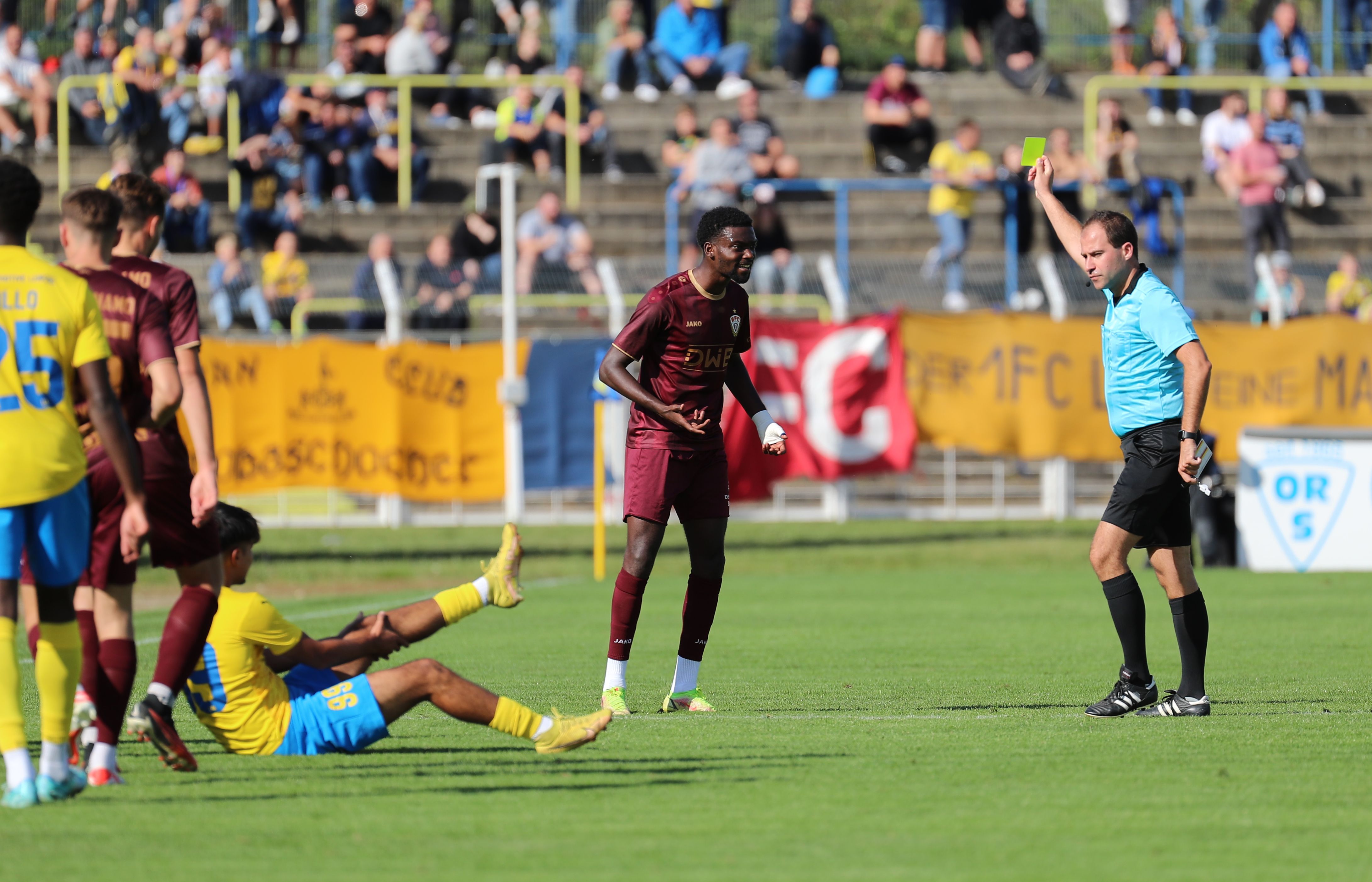 BFC Dynamo sauer: Rot für McMoordy Hüther erhitzt die Gemüter