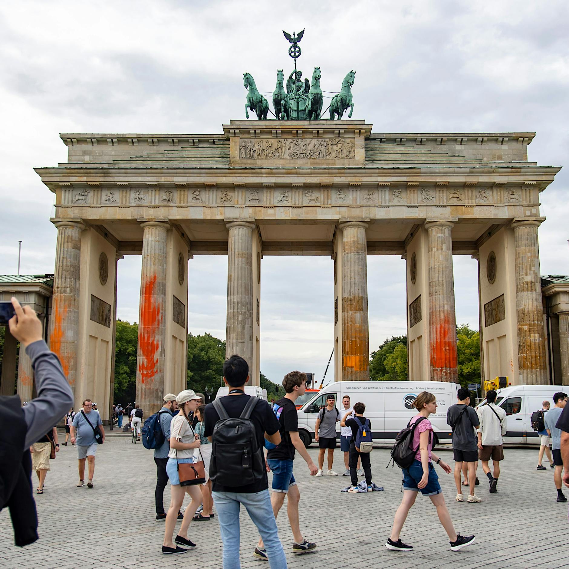 Letzte Generation nach Attacke auf Brandenburger Tor: Weitere Berliner Denkmäler im Visier?