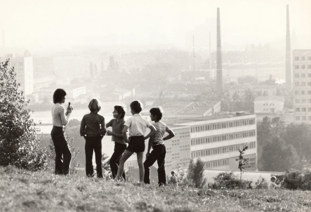 Fotos aus der DDR: Ausstellung „Das andere Leben“ zeigt ...