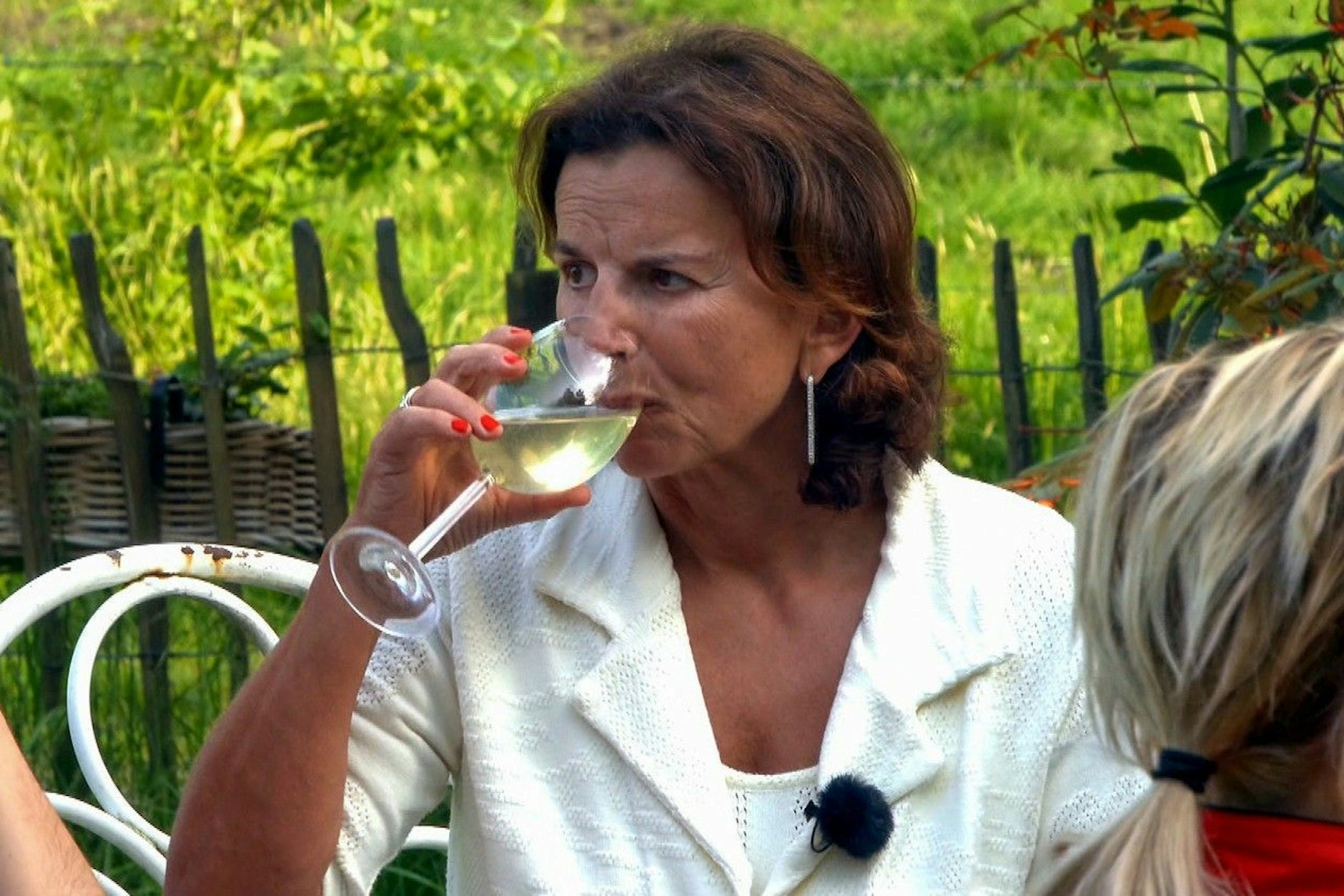 Claudia Obert legt sich im „Sommerhaus der Stars“ gleich mit mehreren Kandidaten an.