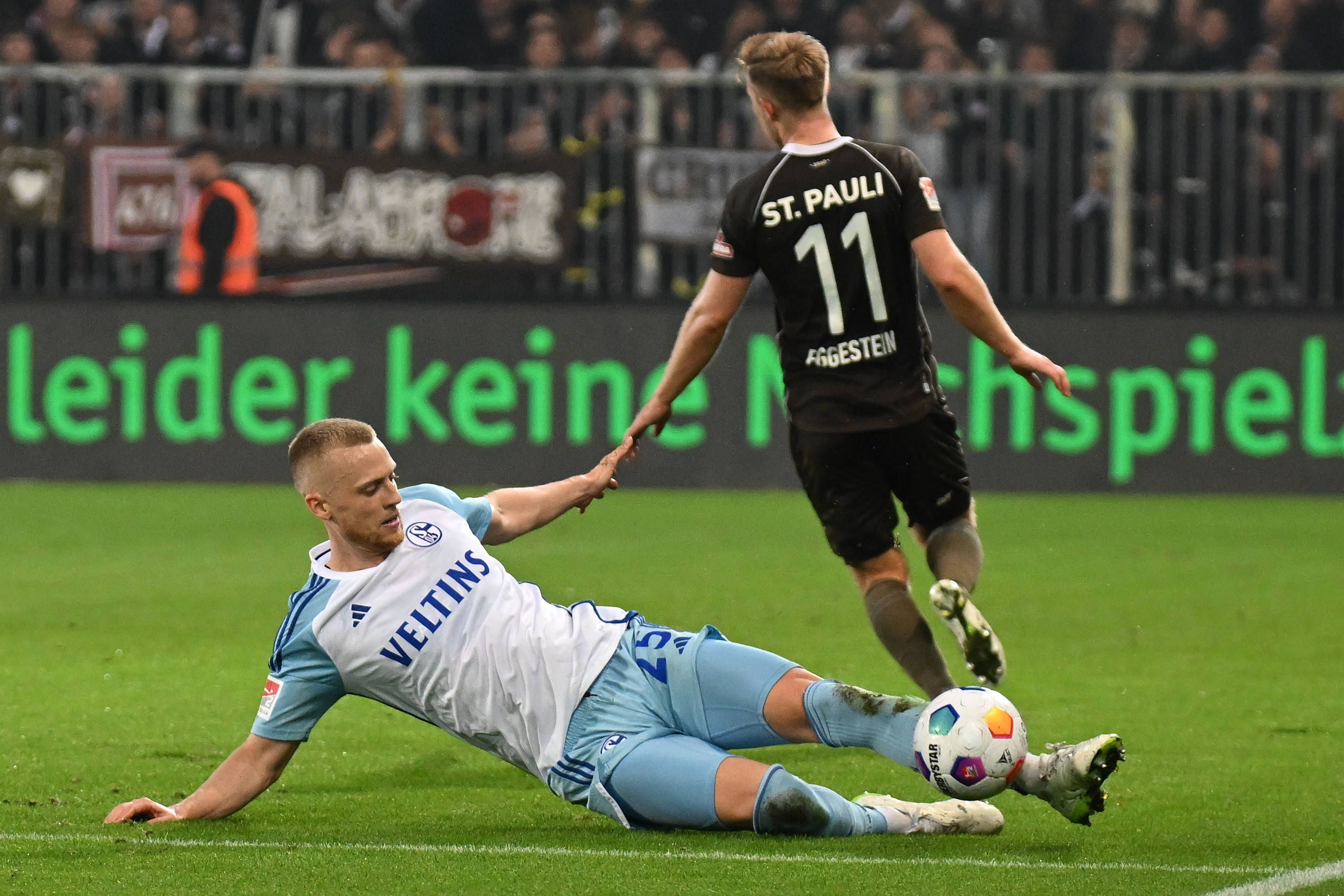 Ex-Unioner Timo Baumgartl Fährt Achterbahn Im Schalke-Chaos