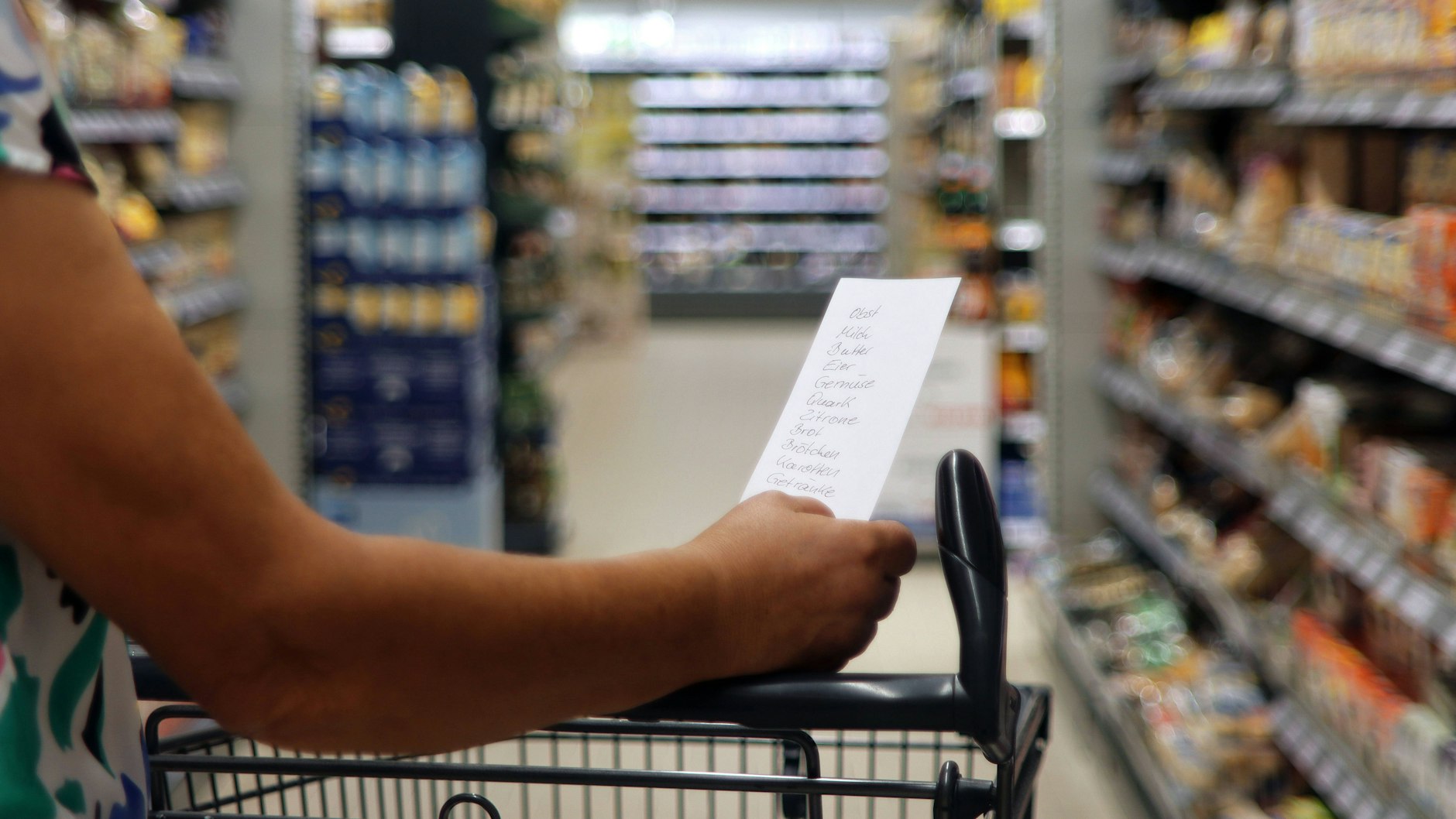 Geldsparen fängt schon beim Einkaufszettel an.