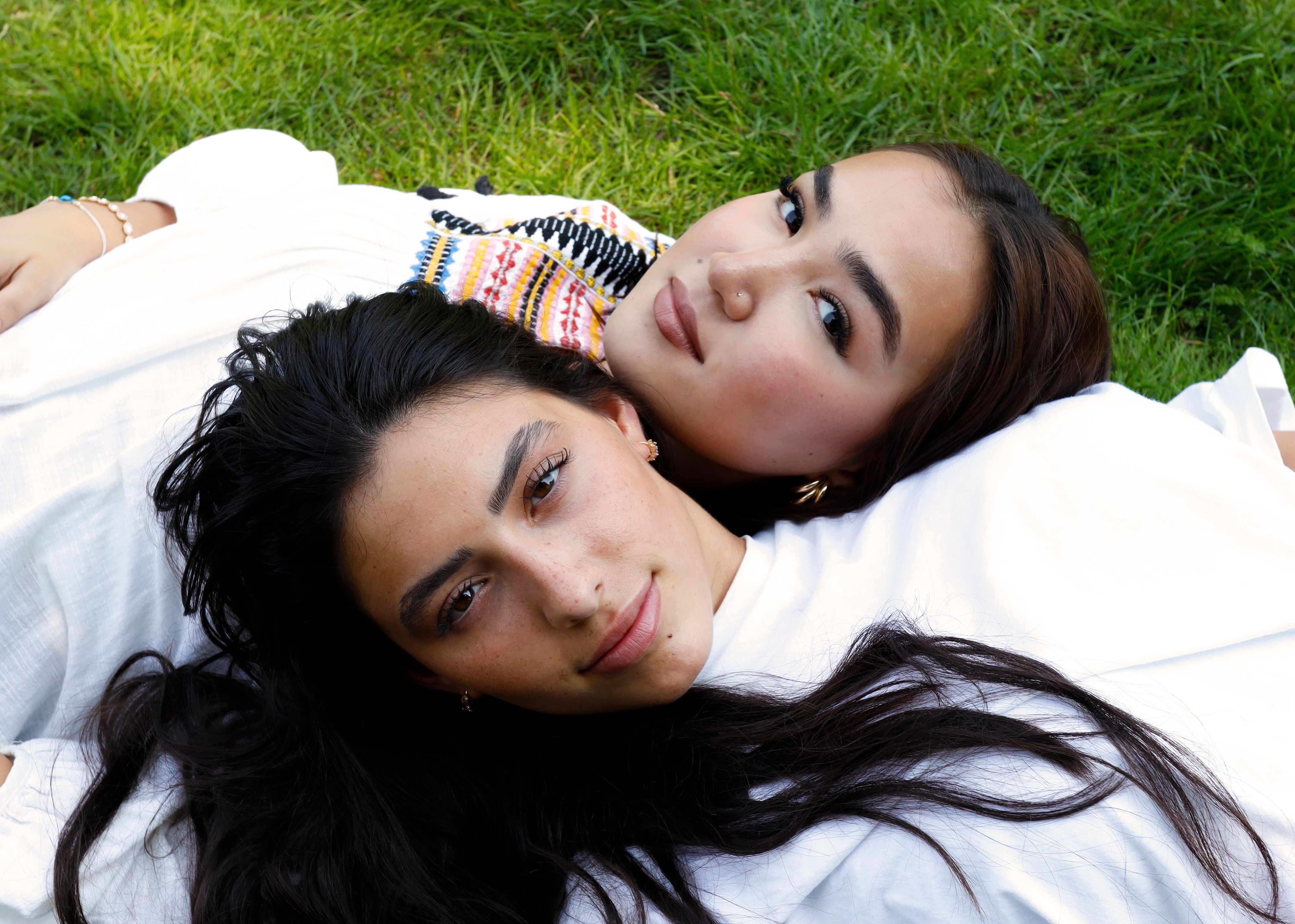 Image - Sophie-Scholl-Oberschule in Schöneberg: Drei Mädchen auf dem Weg zum Abitur