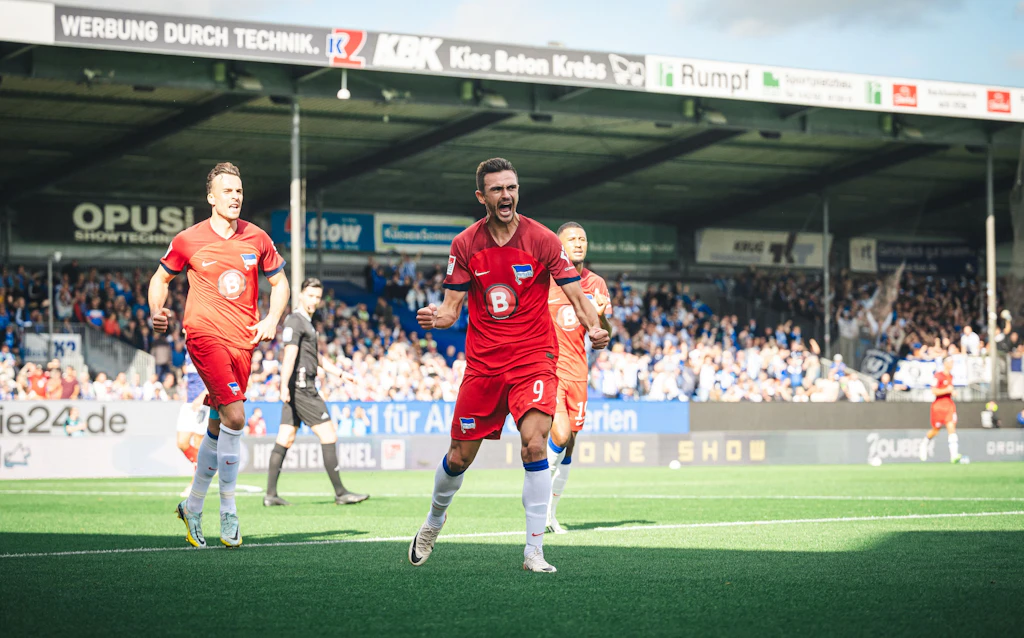 Fiese SMS von Dardai: Hertha will vor 60.000 Fans St. Pauli besiegen