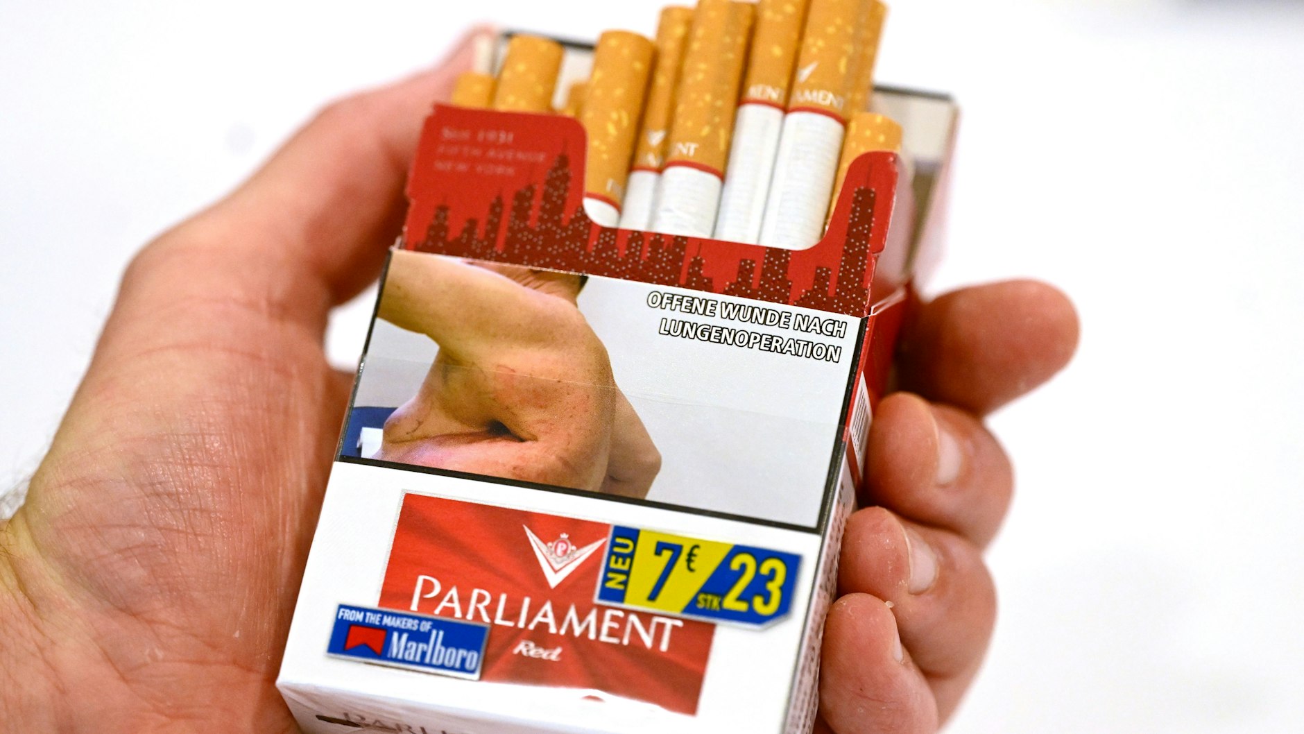 Ein Urteil des BGH zu Schockbildern auf Zigarettenschachteln wird Ende Oktober erwartet.