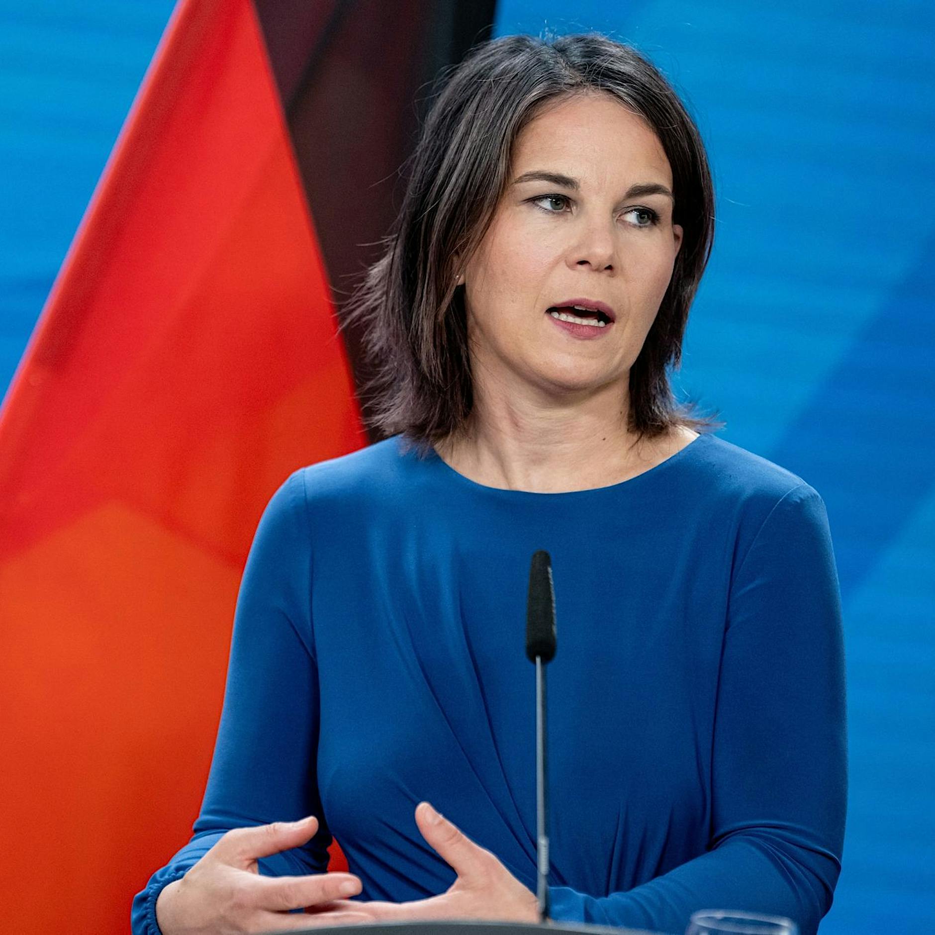 Geld für private Seenotretter: CDU schließt sich Italiens Angriffen auf Baerbock an