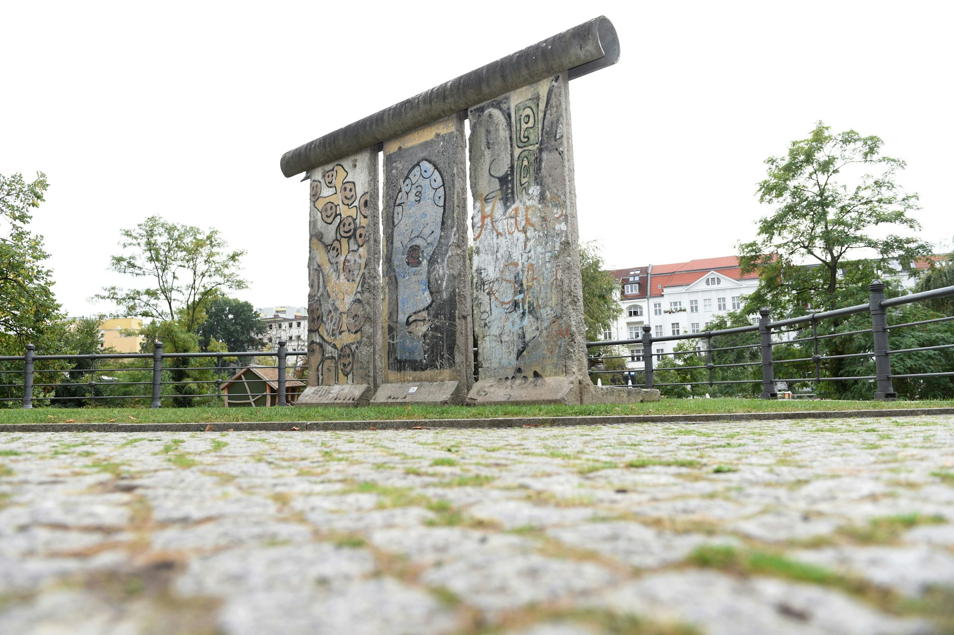 Einheitsdenkmal am Moabiter Spreebogen