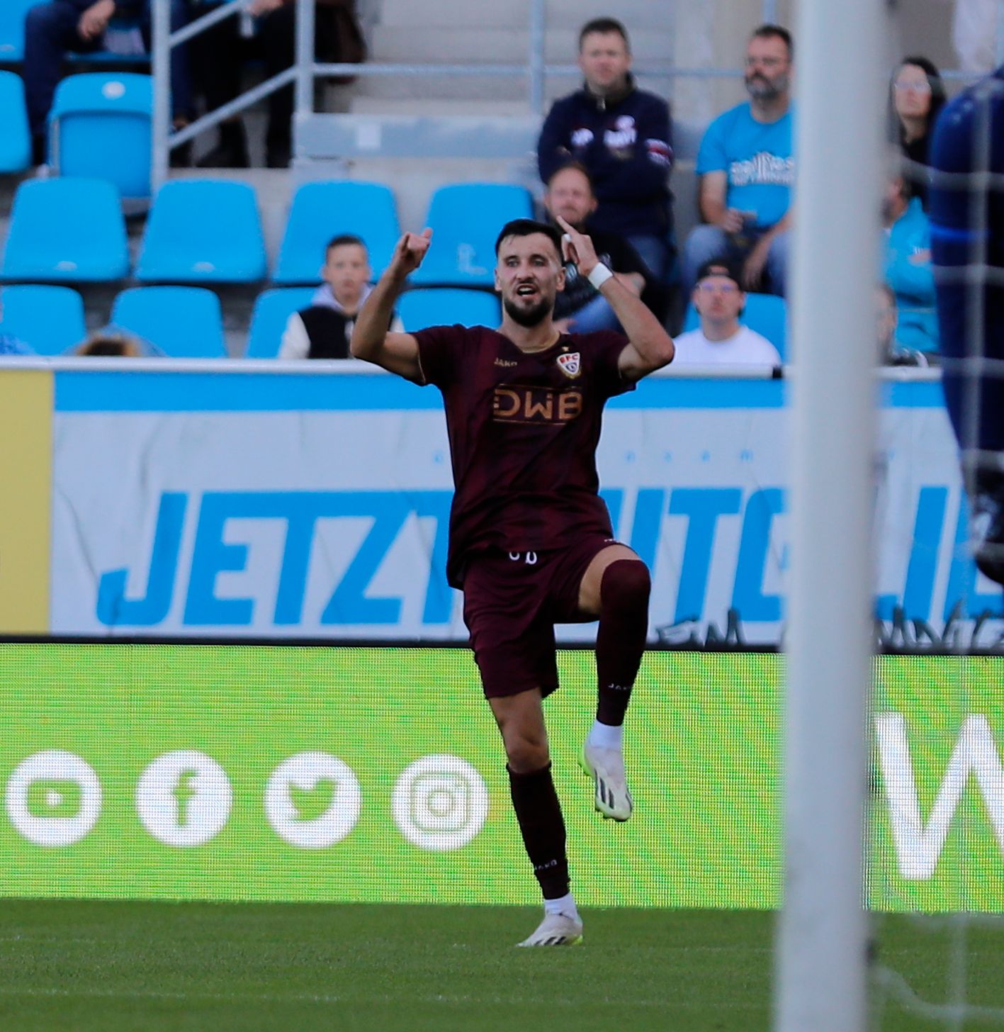 Image - BFC Dynamo feiert Rufat Dadashov nach seiner Dreier-Show