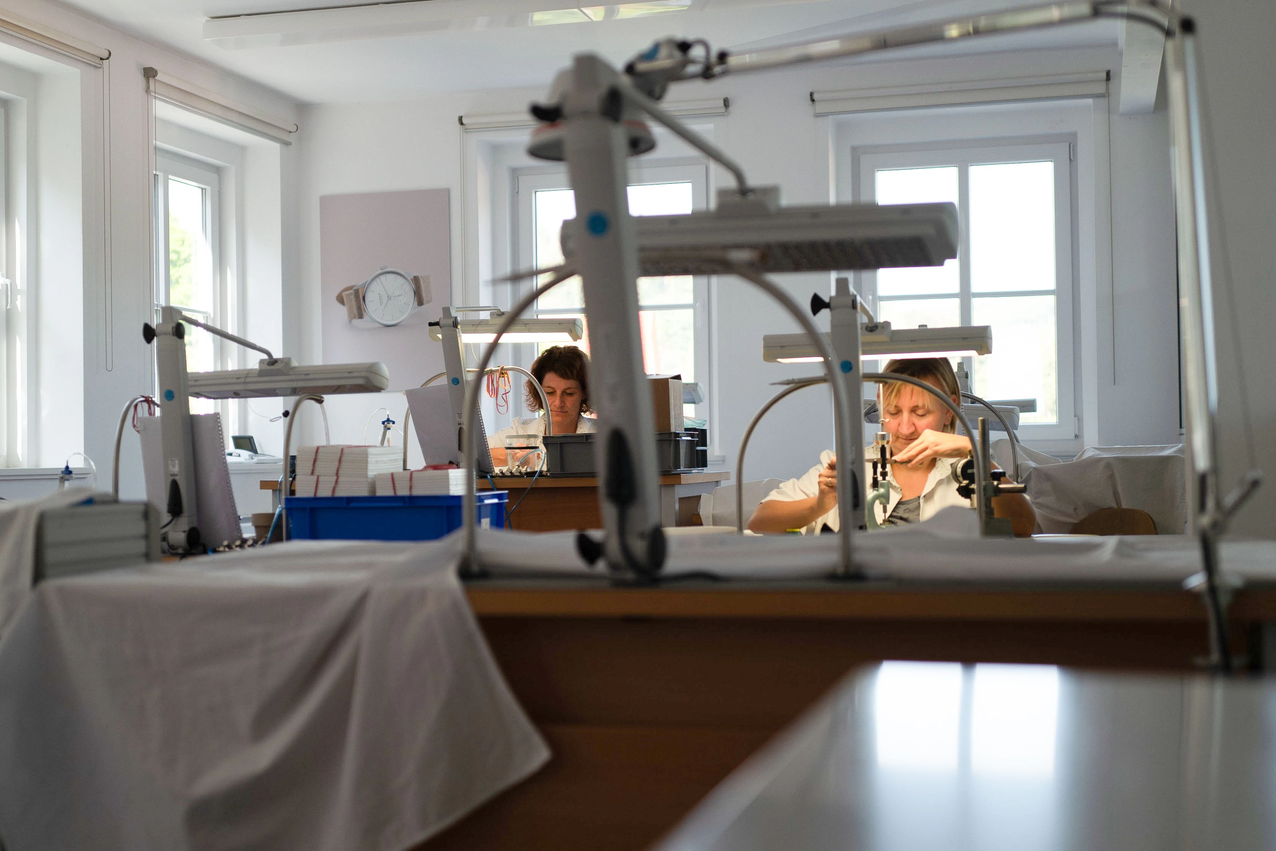 Rund 200 Mitarbeiter arbeiten für Nomos Glashütte.