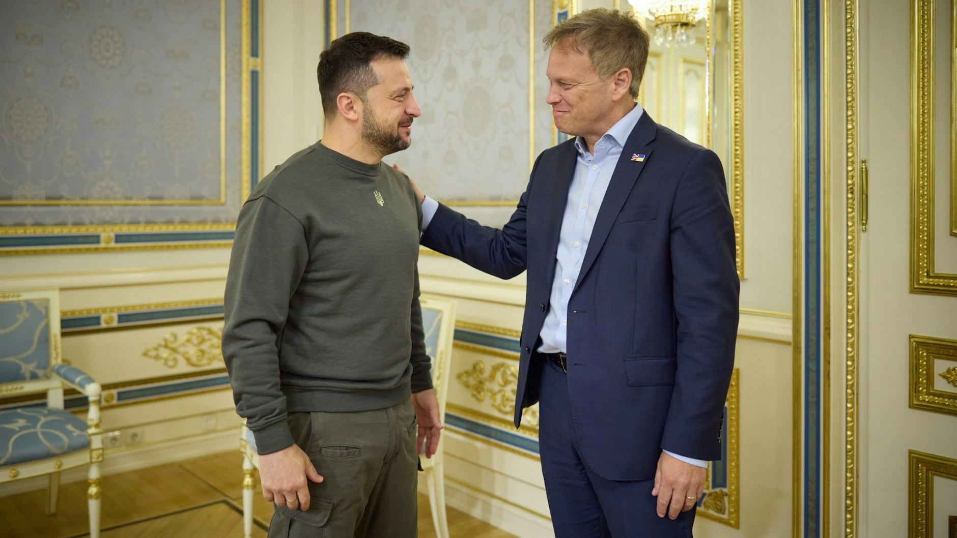 Der ukrainische Präsident Wolodymyr Selenskyj empfing den britischen Verteidigungsminister Grant Shapps in Kiew.