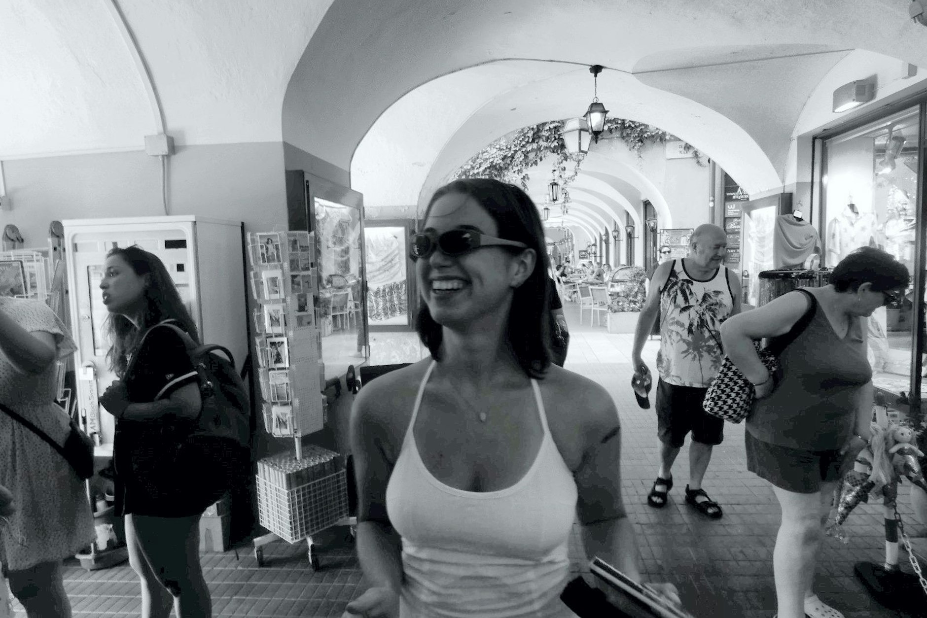 Unsere Autorin wurde 14 Jahre nach dem Mauerfall geboren. Doch die Geschichten aus dem untergegangenen Land DDR, sie sind noch immer sehr lebendig.