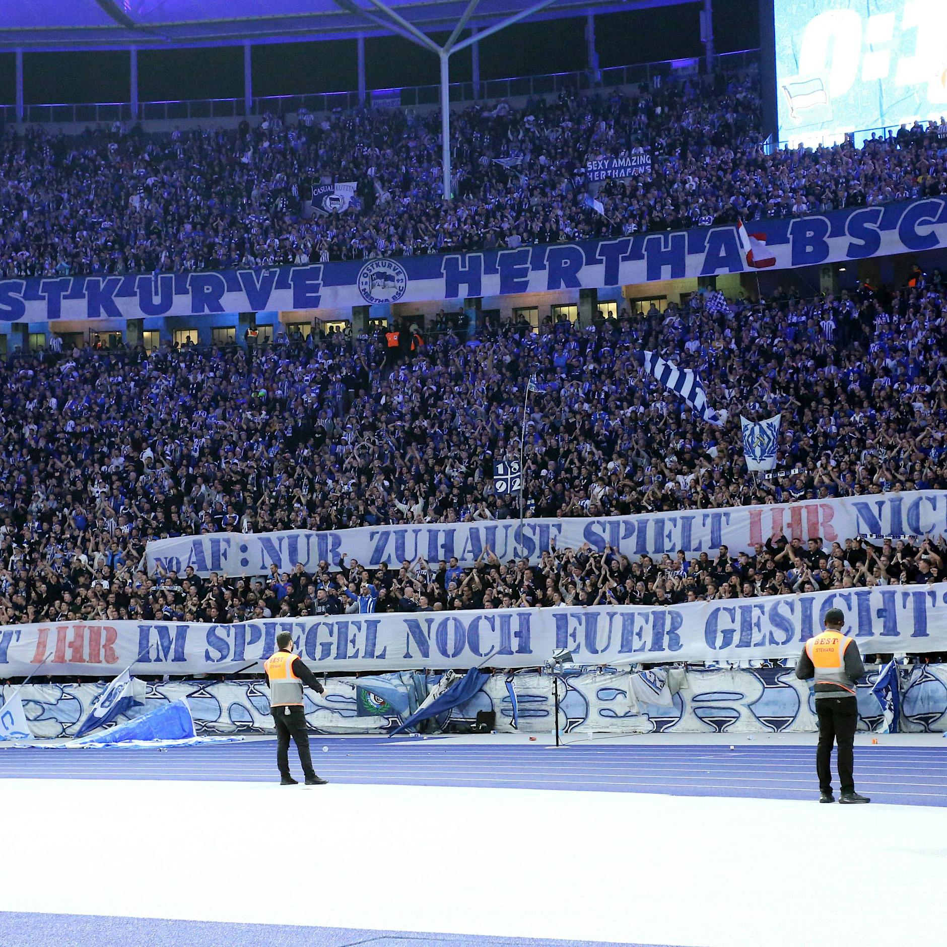 Hertha-Ultras sticheln gegen den 1. FC Union!