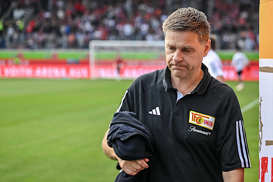 Oliver Ruhnert, der Manager des 1. FC Union, wirkt nach der fünften Pleite in Folge nachdenklich.