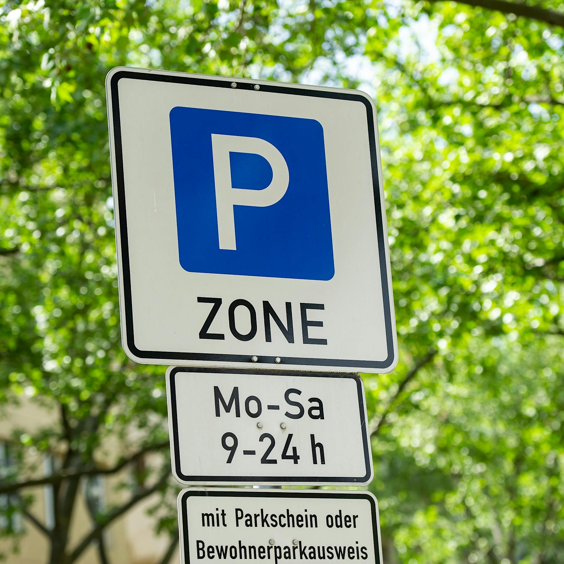 Achtung! HIER gibt es in Schöneberg bald kostenpflichtige Parkzonen