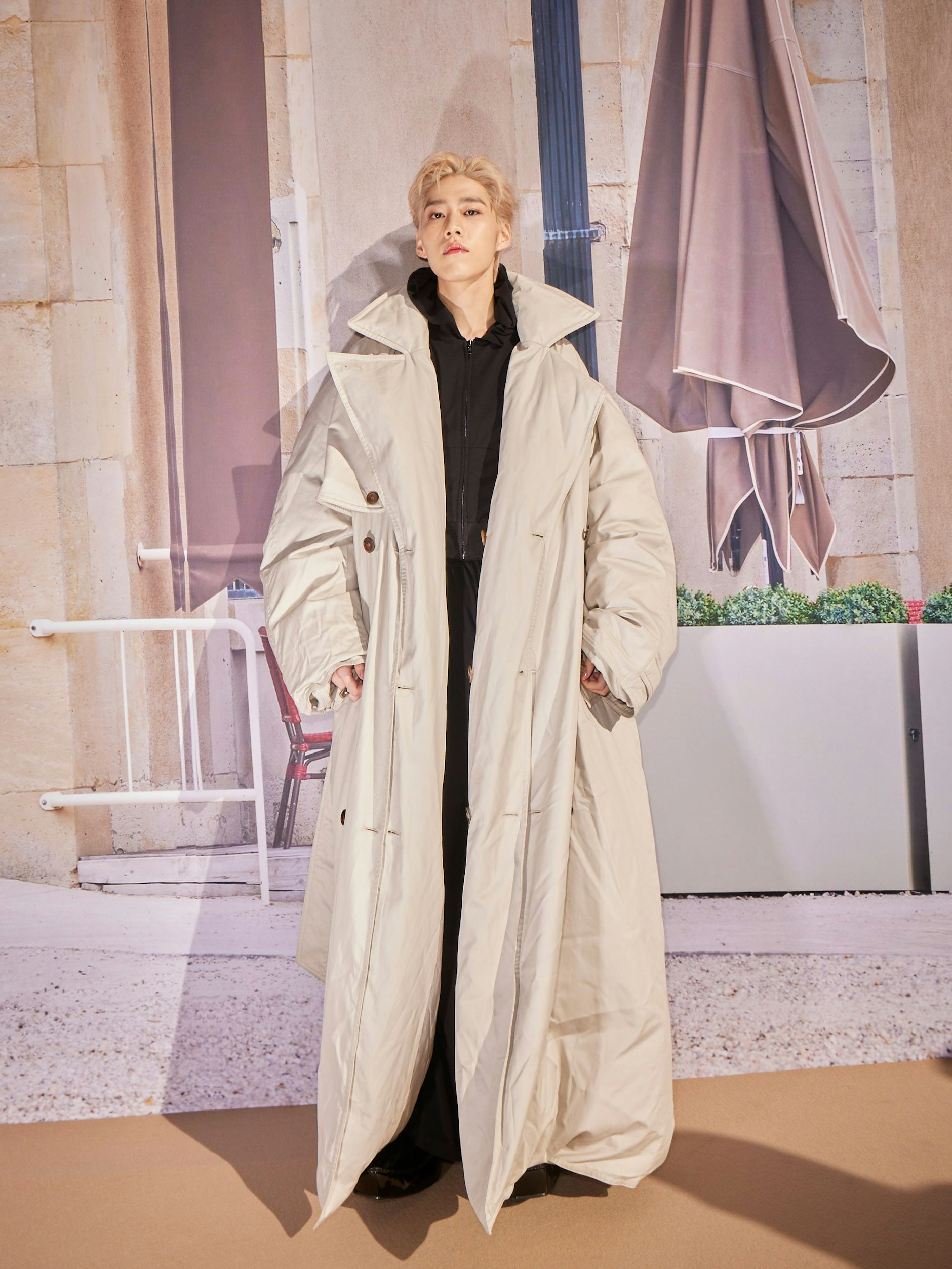 Der thailändische Künstler PP Krit wurde von Balenciaga zum Markenbotschafter ernannt, neben Isabelle Huppert.