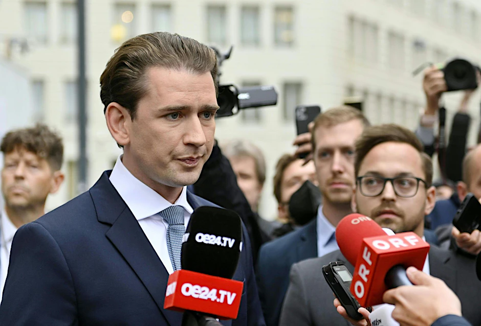 ARCHIV - Es war eine rasante Kanzlerschaft des Österreichs. Gleich drei Dokumentationen beleuchte nun auf kontroverse Art die Karriere von Sebastian Kurz. (Archivbild)  