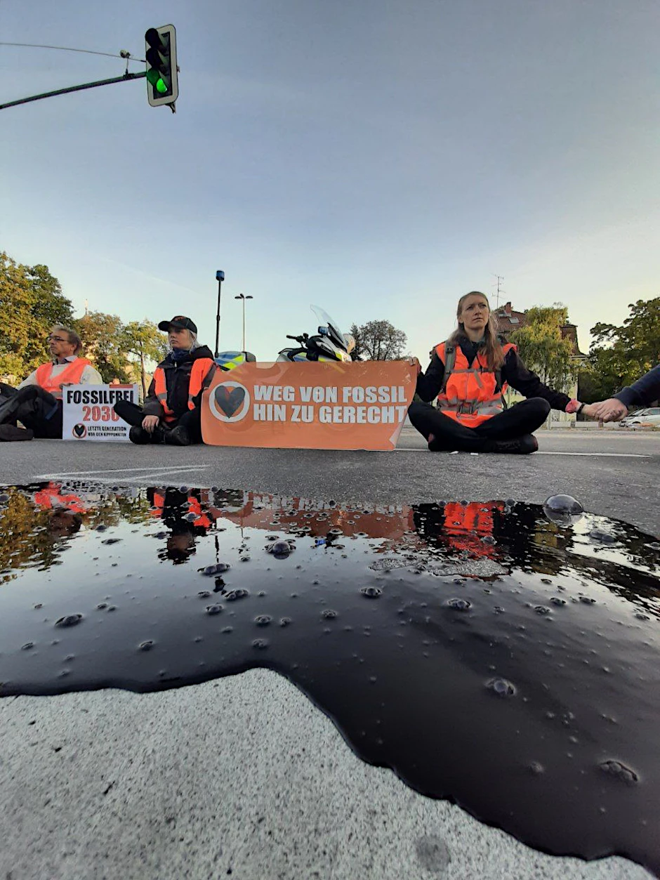 Blockade der Letzten Generation am Montag in Berlin. 