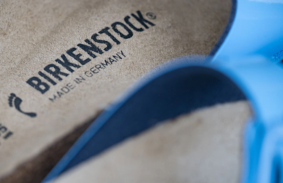 ARCHIV - Der Schuhhersteller Birkenstock hat die Bedingungen für seinen in den USA geplanten Börsengang festgelegt.  