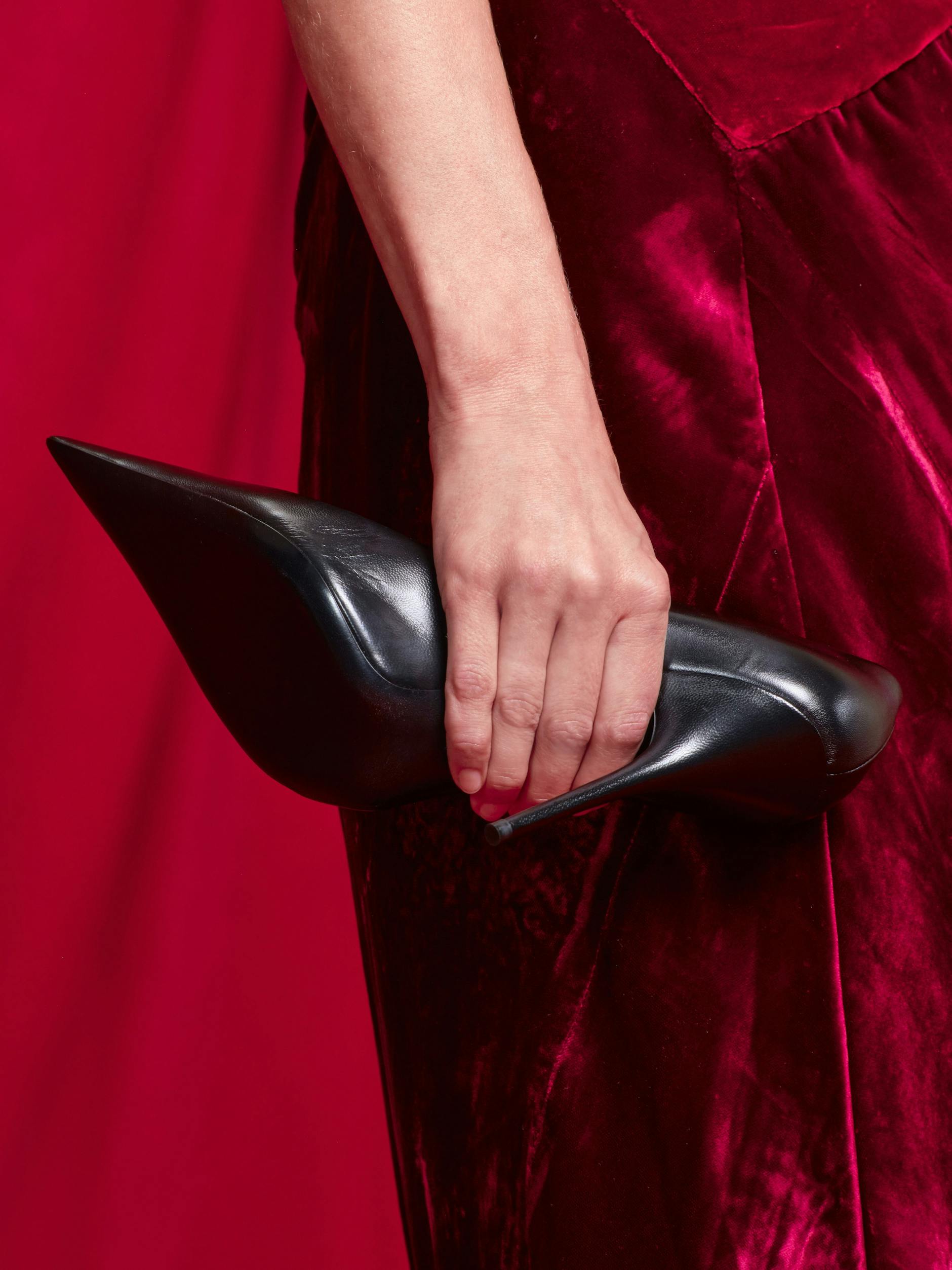 Dieser Schuh ist eine Clutch ...