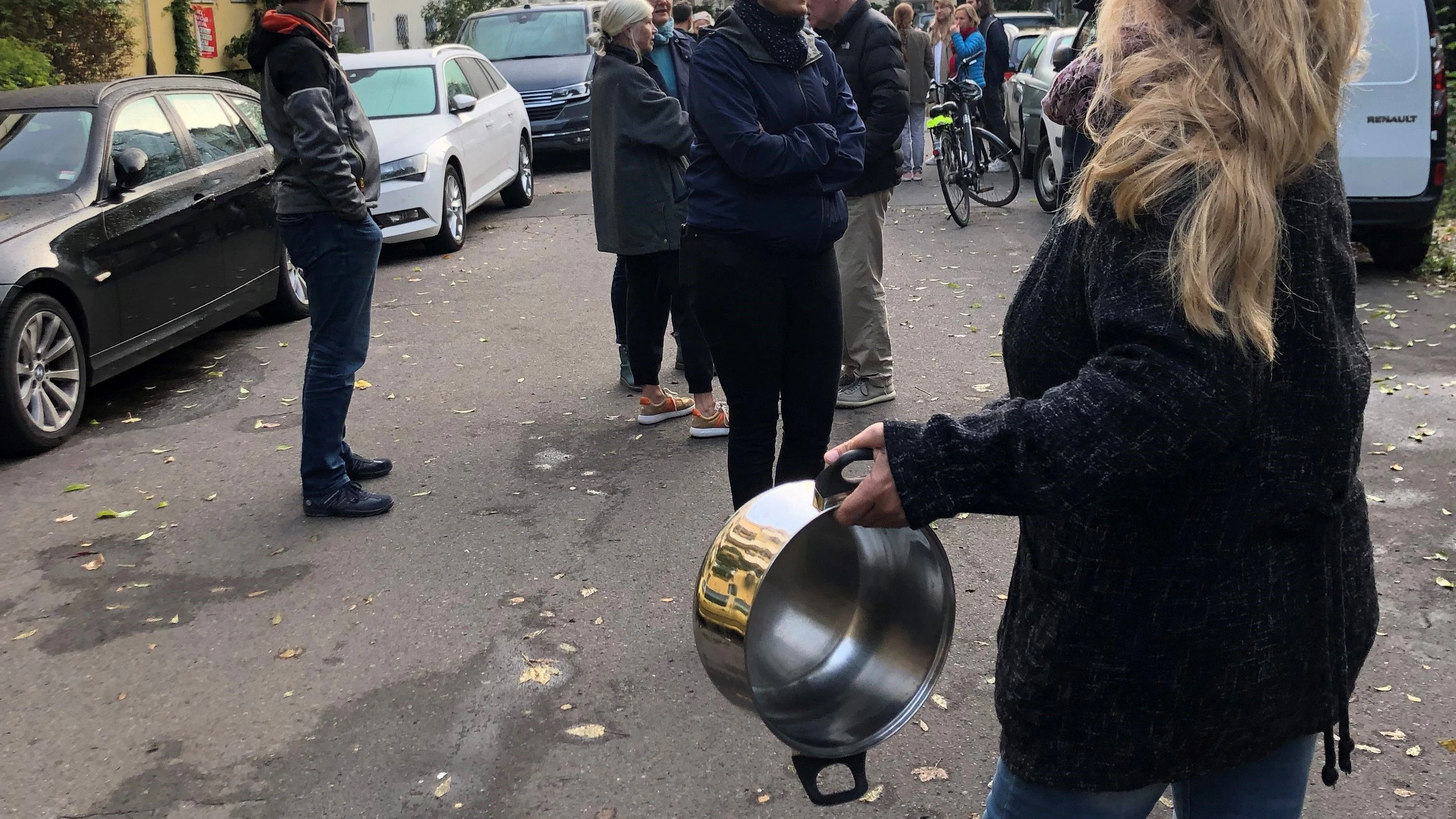 Anwohner in Pankow protestieren&nbsp; gegen die Fällung von Bäumen und die Nachverdichtung in ihrem Kiez.