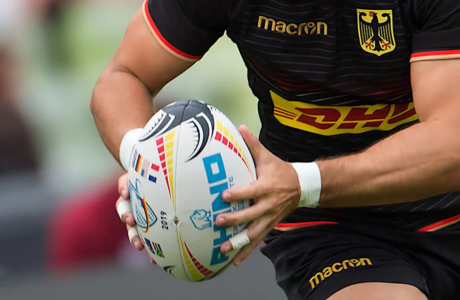 ARCHIV - Der deutsche Rugby-Sport hat es schwer.  