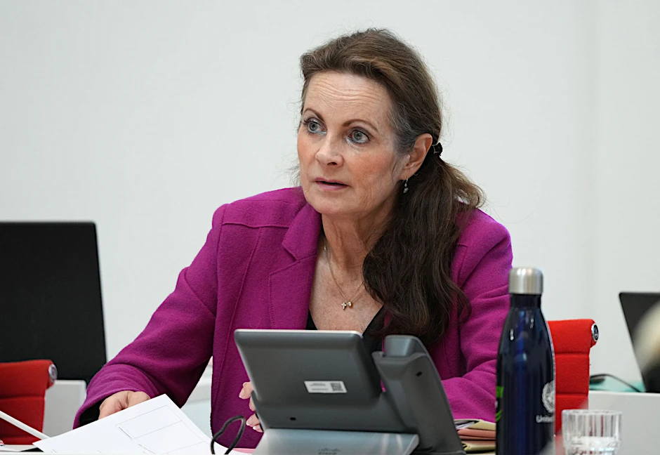 ARCHIV - Susanne Hoffmann (CDU), Ministerin der Justiz,  während einer Landtagssitzung.  