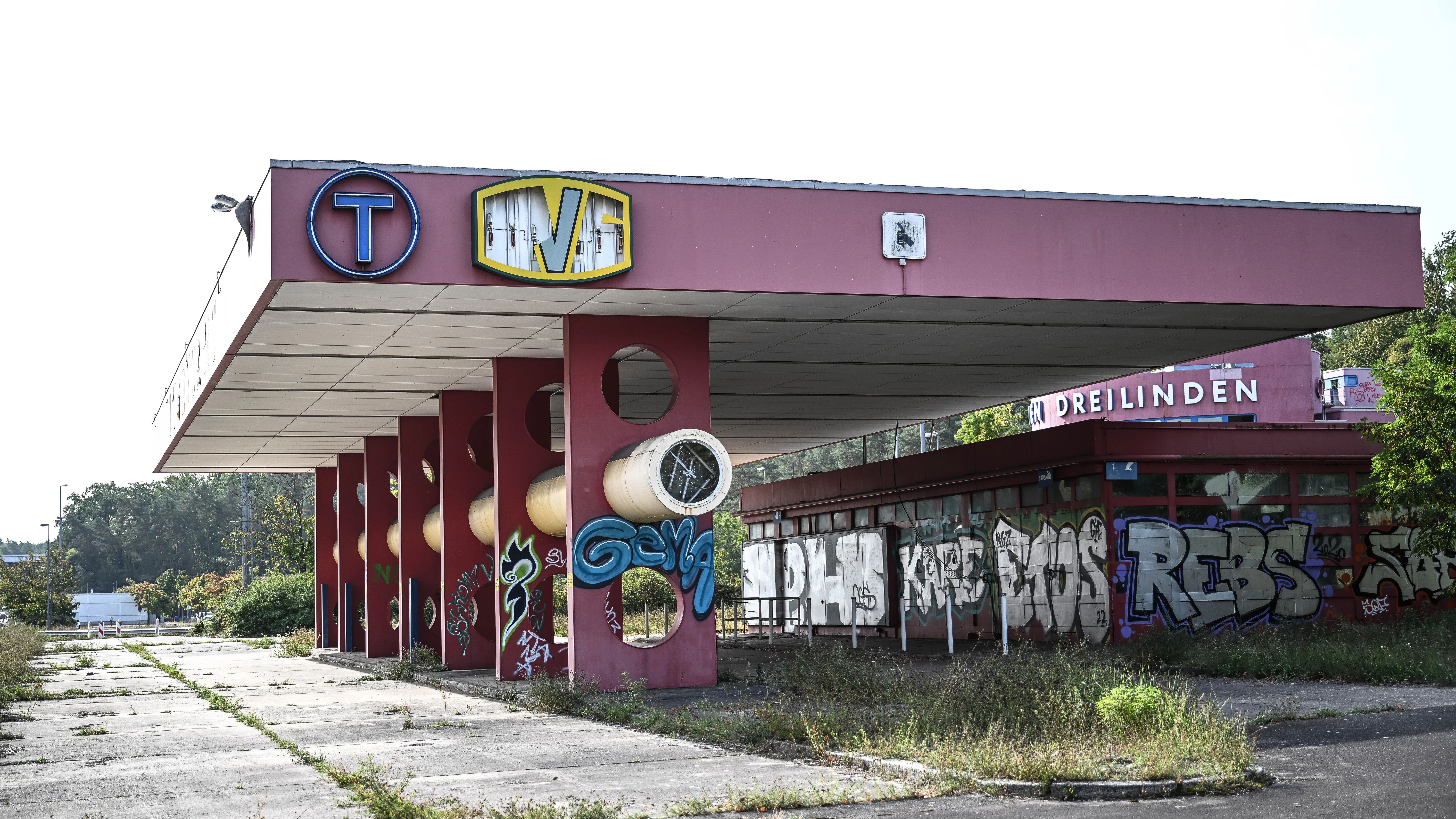 Die ehemalige Raststätte Dreilinden ist ein beliebter Ort für Fans von Lost Places.