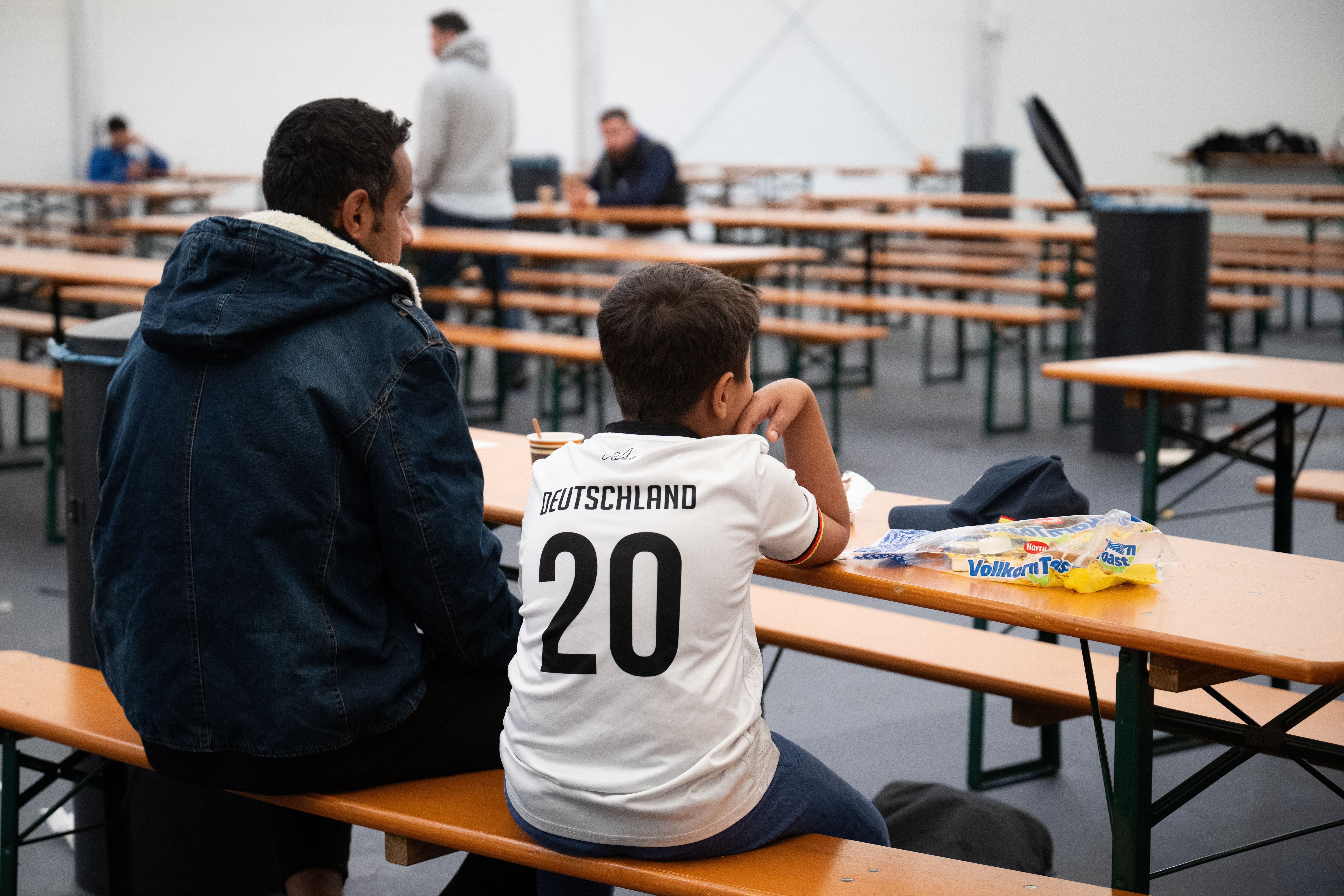 Kein Platz an unseren Schulen! Unterricht in Flüchtlingsunterkünften