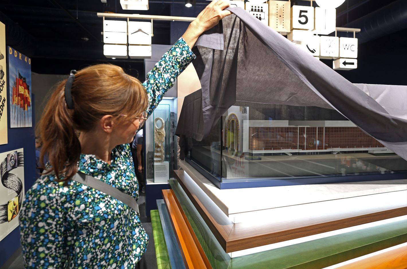 DDR-Museum Berlin – Neu enthüllt: Der größte Mini-Palast der Republik