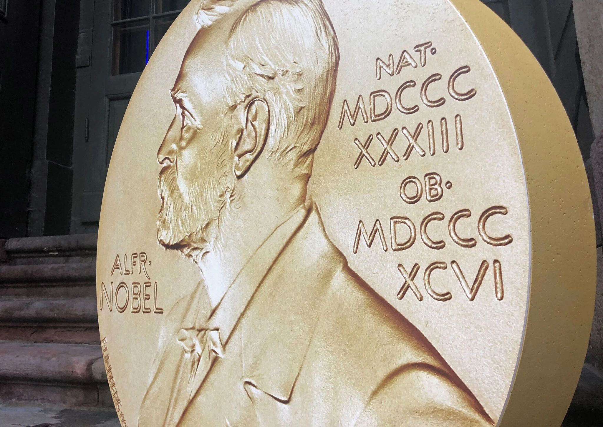 ARCHIV - Die Nobelpreise gehen auf das Testament des Dynamit-Erfinders und Preisstifters Alfred Nobel (1833-1896) zurück.  
