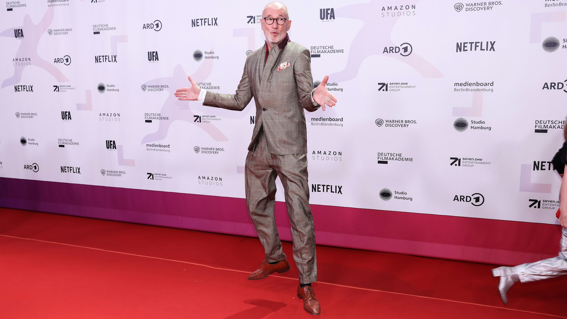 Immer für ein Späßchen zu haben: Peter Lohmeyer bei der Verleihung des Nachwuchspreises First Steps in Berlin