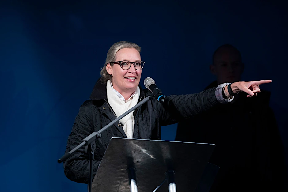 AfD-Bundesvorsitzende Alice Weidel musste zuletzt in Sicherheit gebracht werden.  