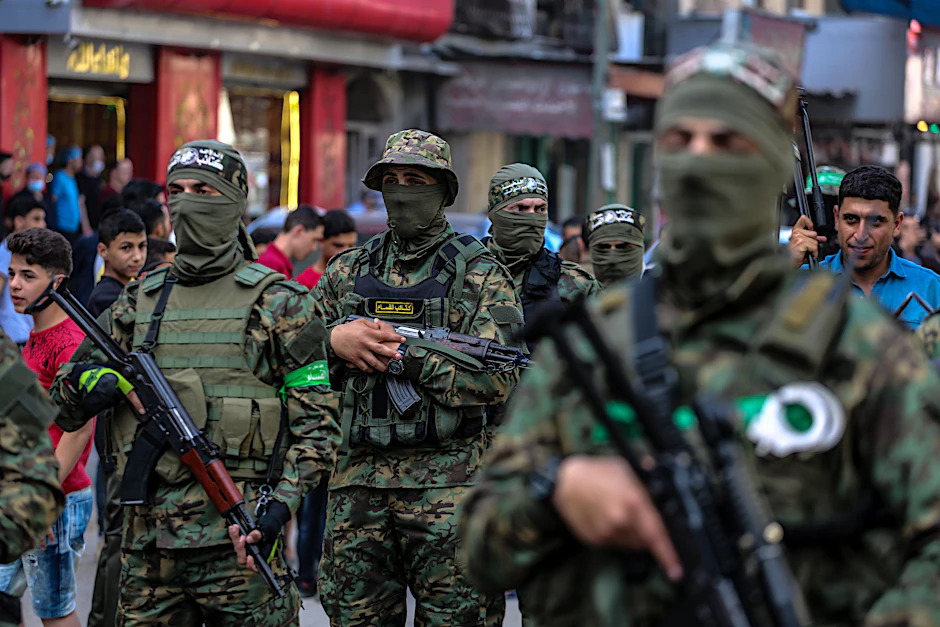 Mitglieder der Izz-ad-Din al-Qassam-Brigaden, des Militärflügels der palästinensischen Hamas.